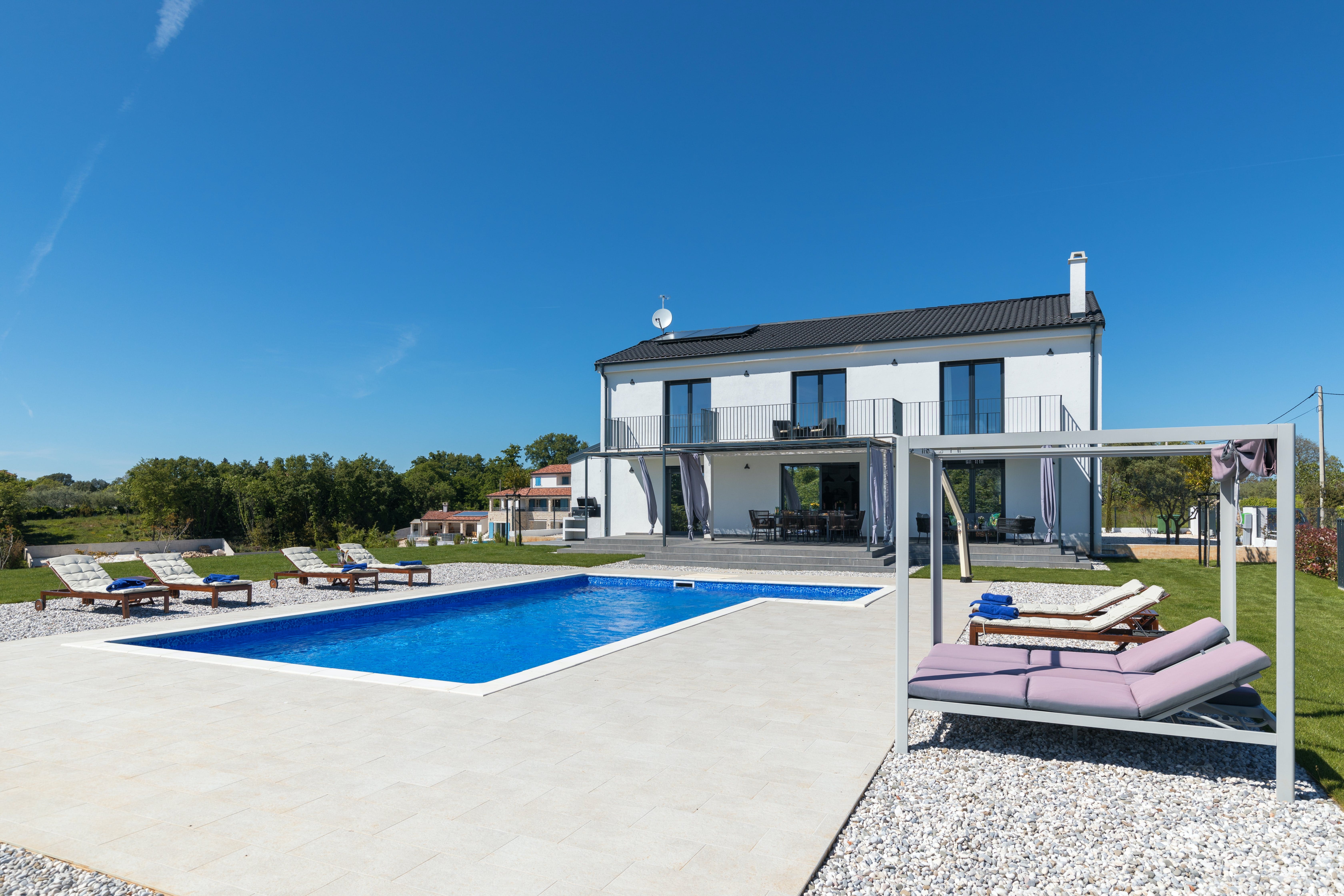 Villa Bora Istria: Luxury 5-Bedroom Villa with Seaview and Tennis Court, Istria