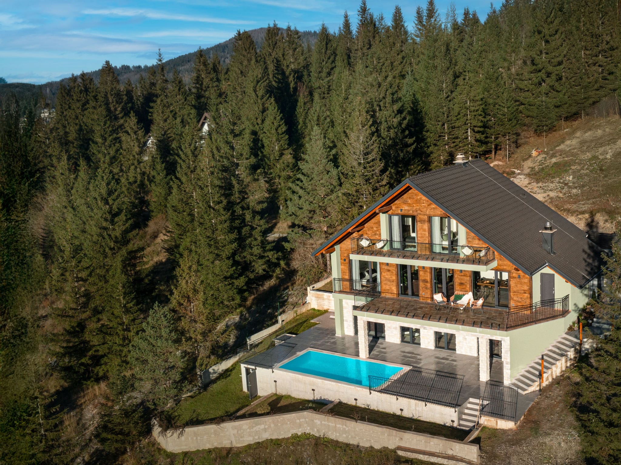 Villa Bora Ravna: Modern 3-Bedroom Mountain Villa with Heated Pool and Sauna in Croatian Highlands