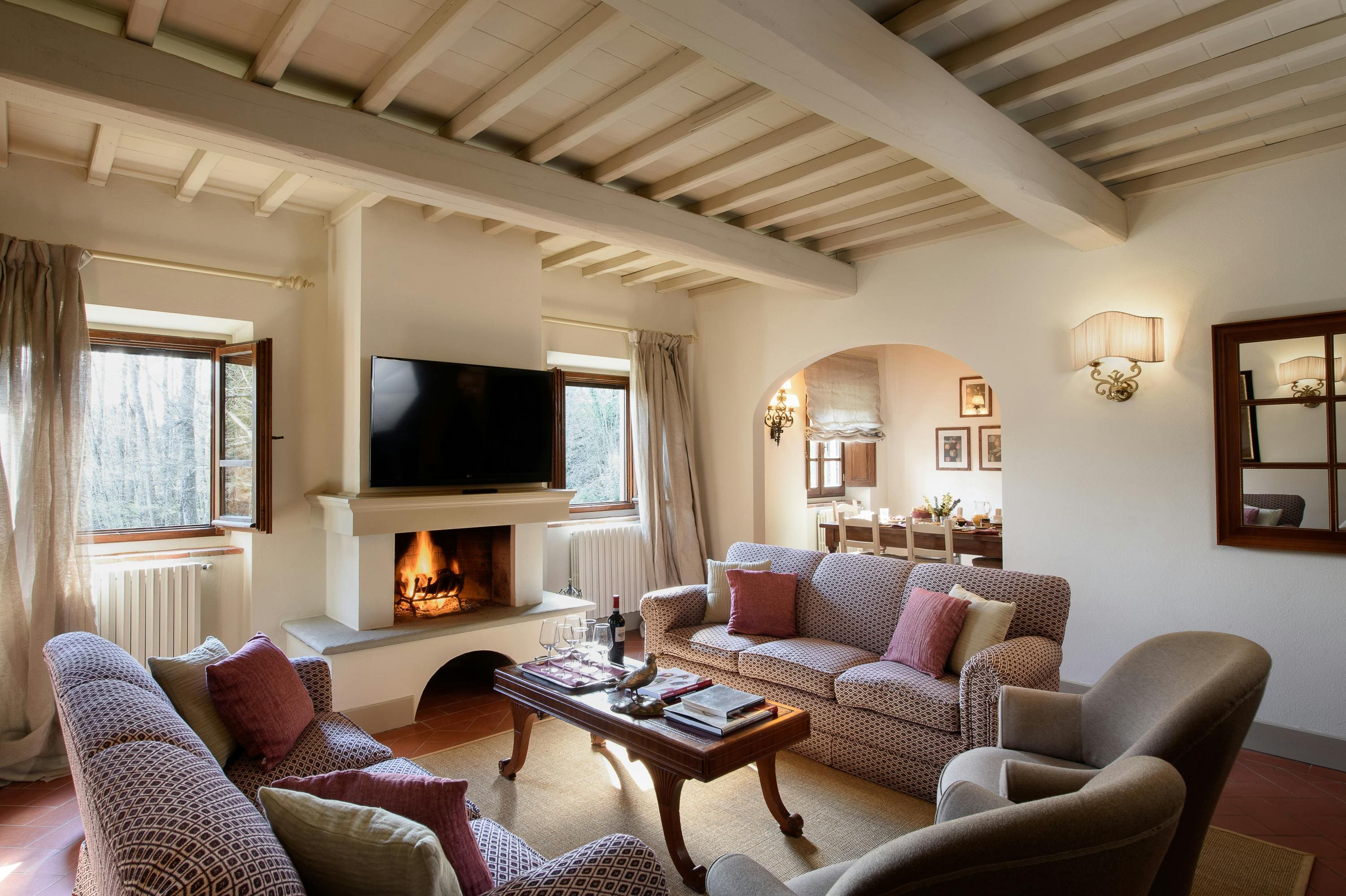 Villa Borro Arezzo: Luxury 5-Bedroom Villa with Countryside Views, Arezzo