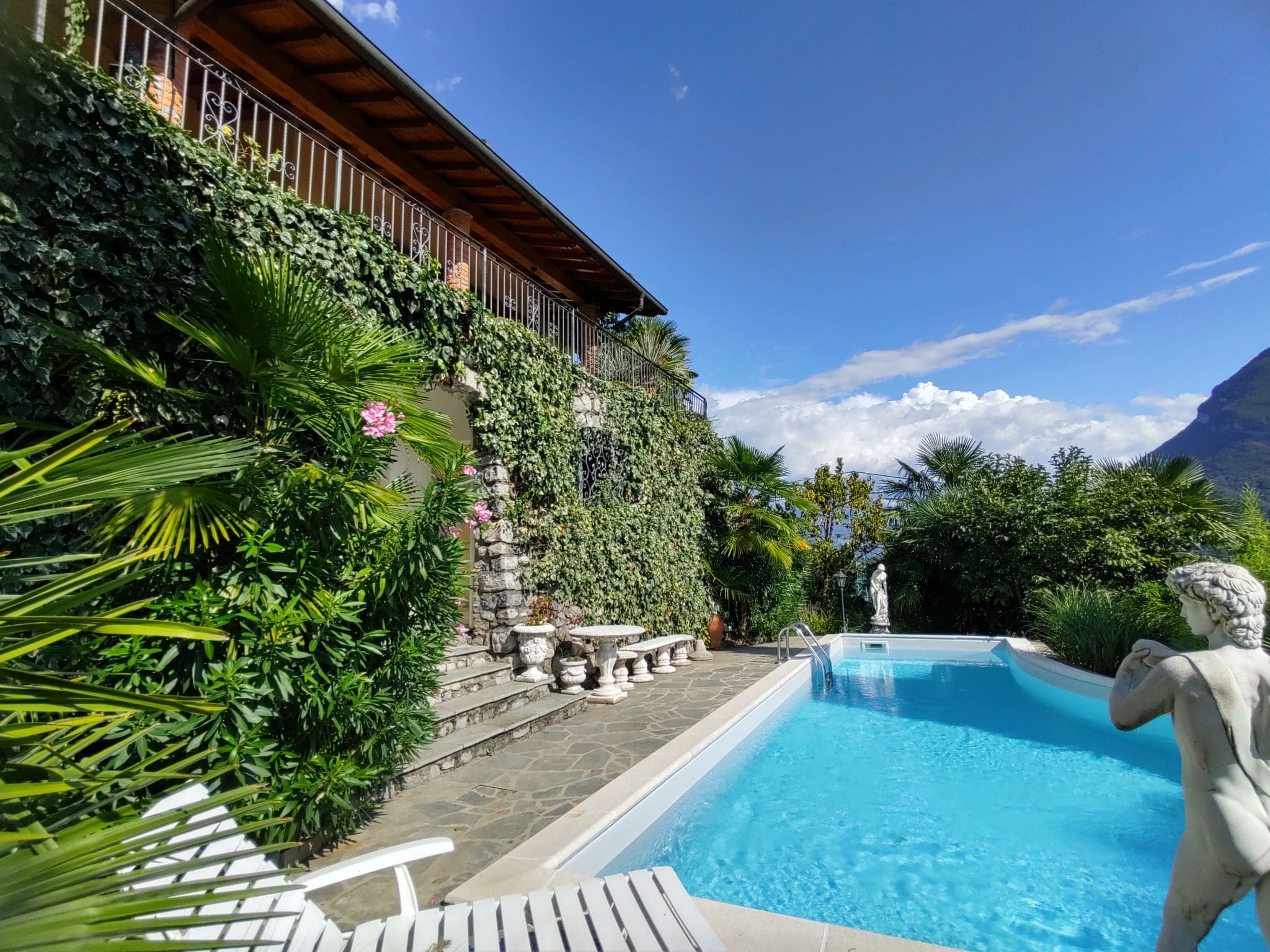 Villa Breggia Carlazzo: Stunning Three-Bedroom Mountain Villa with Private Pool and Lake Access near Como