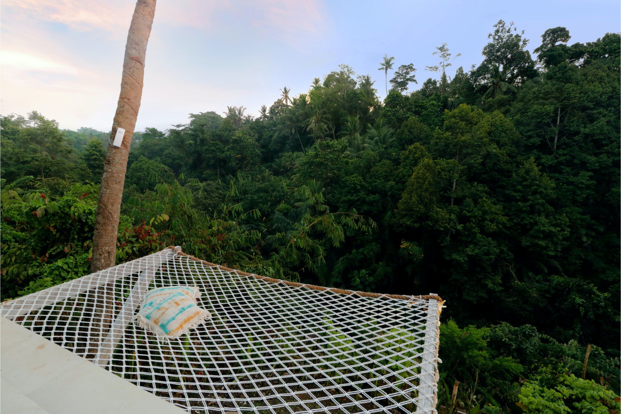 Villa Bukit Ubud: Opulent 5-Bedroom Apartment with Pool, Bali