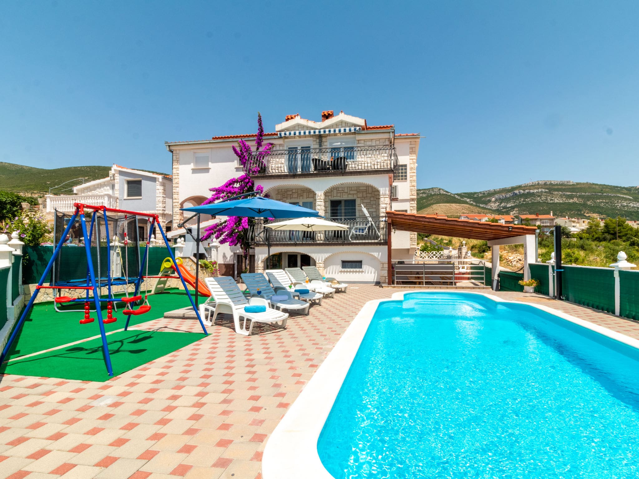 Villa Bura Kastela Kaštela: Spectacular 5-Bedroom Family Villa with Private Pool and Historic Gardens in Split Region