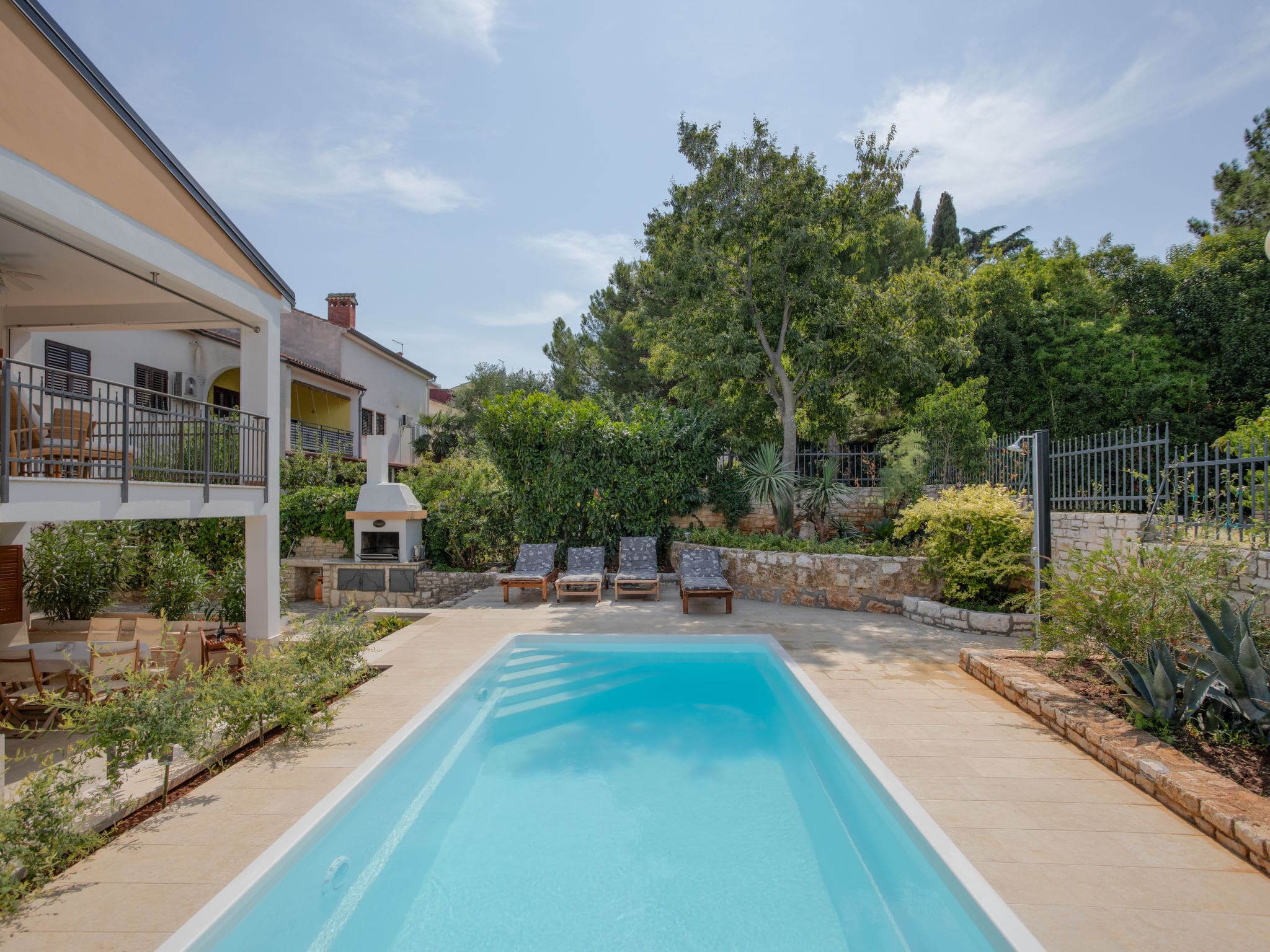 Villa Bura Vrsar: Stunning 4-Bedroom Croatian Villa with Private Pool and Fenced Garden Near Vrsar Coast