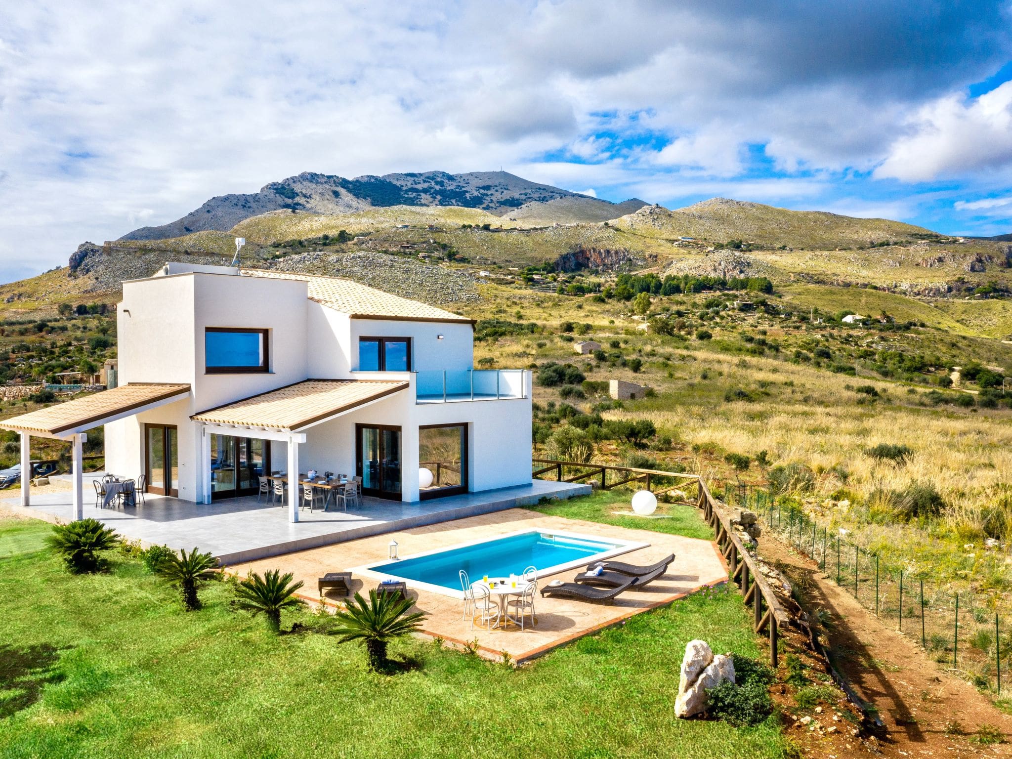 Villa Calamanca Castellammare: Modern 4-Bedroom Villa with Private Pool Sea Views and Mountain Panoramas in Sicily
