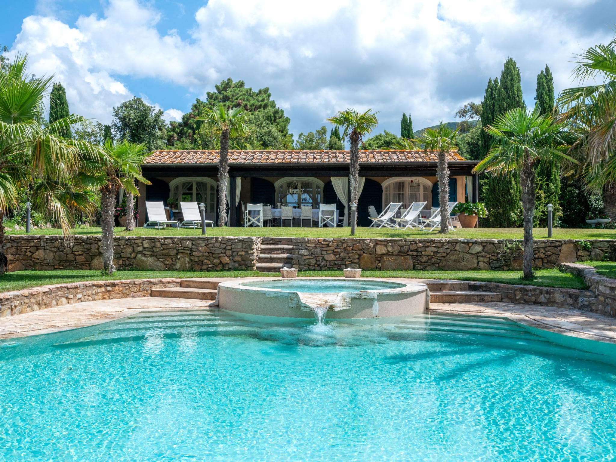 Villa Campalto Toscana: Spectacular 4-Bedroom Private Estate with Pool Games Room and Spa Facilities in Tuscany