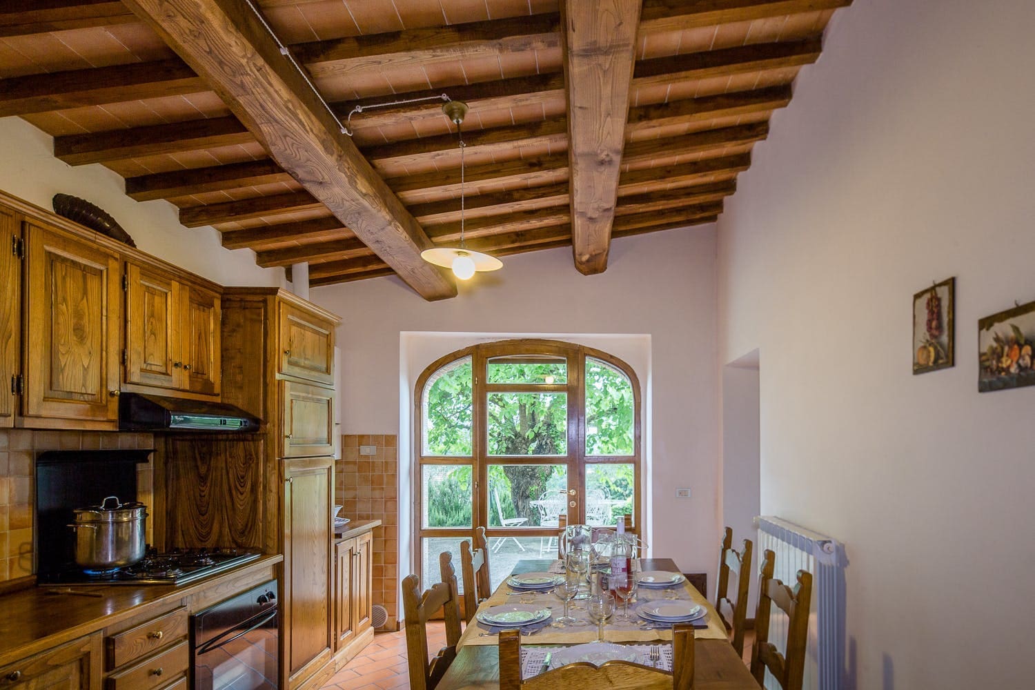 Villa Camucia Cortona: 8-Bedroom Villa with Private Pool and Terrace, Tuscany