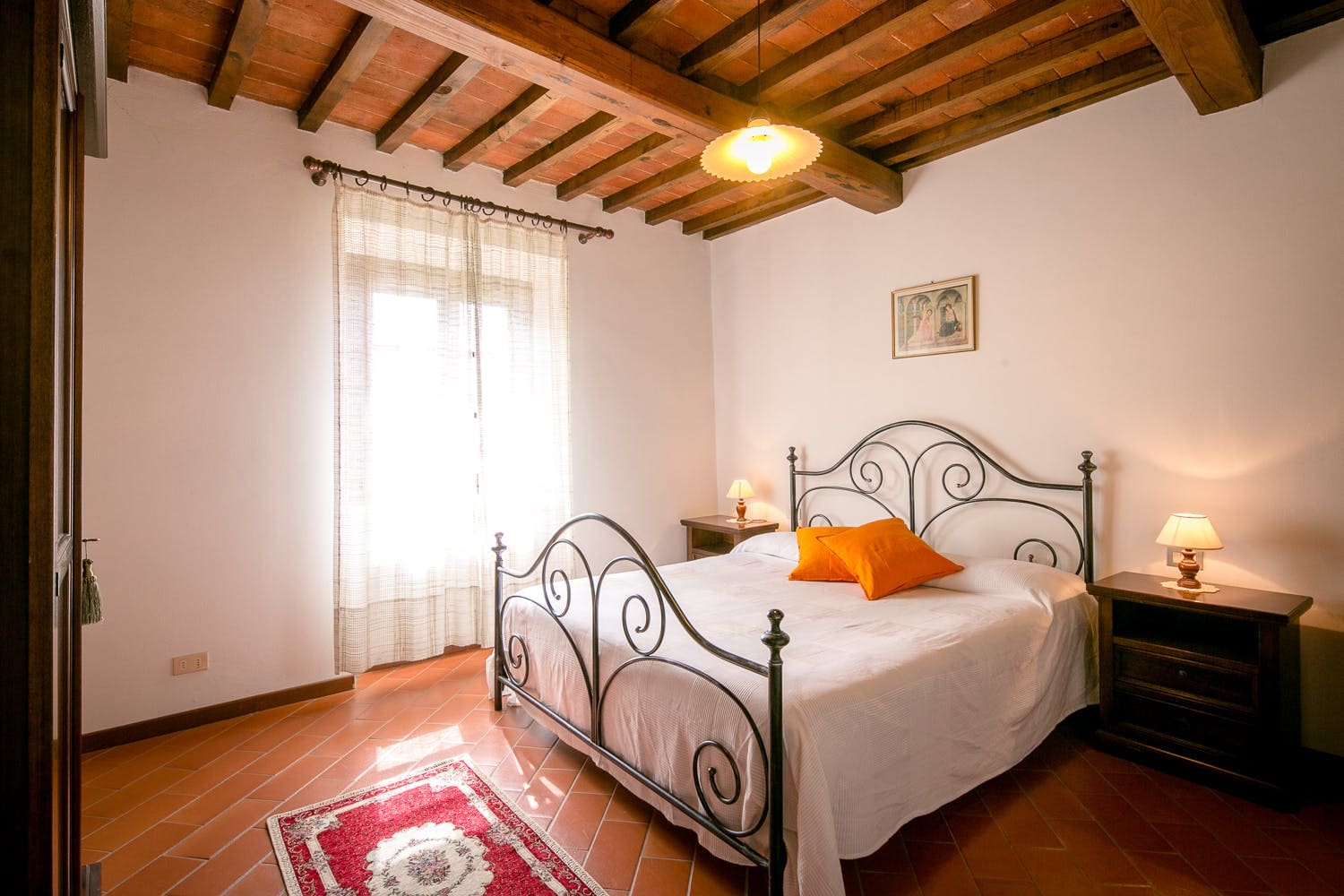 Villa Camucia Cortona: 8-Bedroom Villa with Private Pool and Terrace, Tuscany