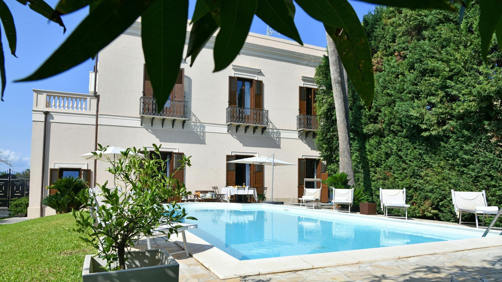 Villa Capo Milazzo: Luxury 4-Bedroom Villa with Seaview and Pool, Messina