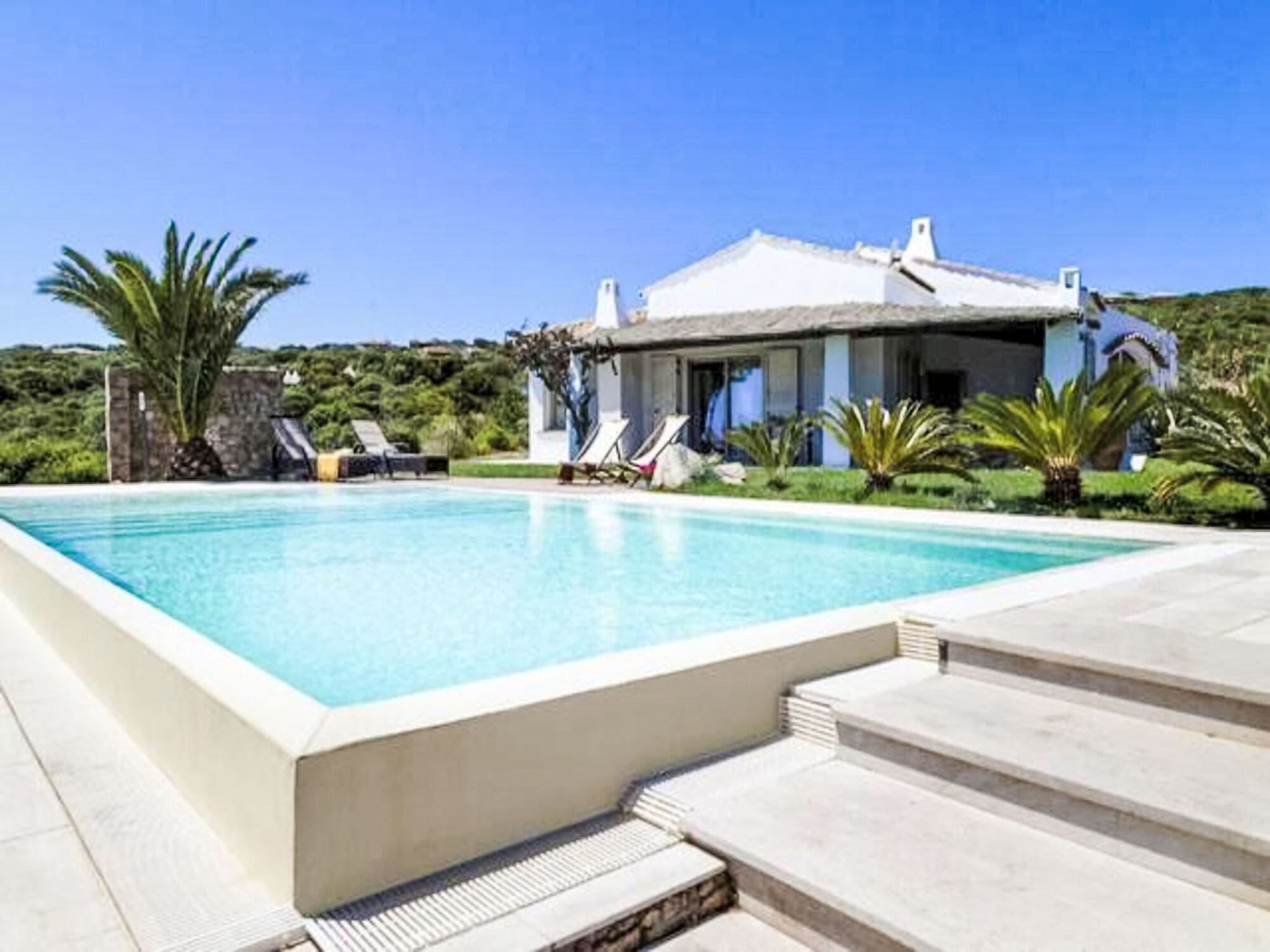 Villa Capo Santa Teresa: Modern 3-Bedroom Villa with Private Pool and Sea Views in Northern Sardinia