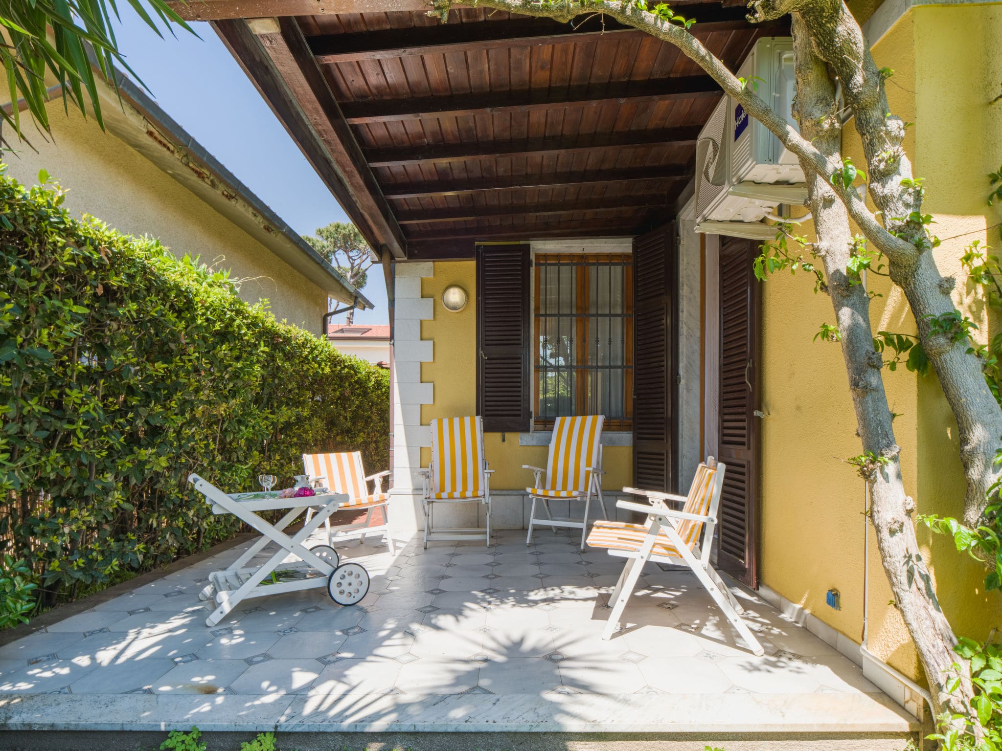 Villa Carriona Forte: Elegant 3-Bedroom Family Villa with Garden Near Beaches in Versilia Tuscany