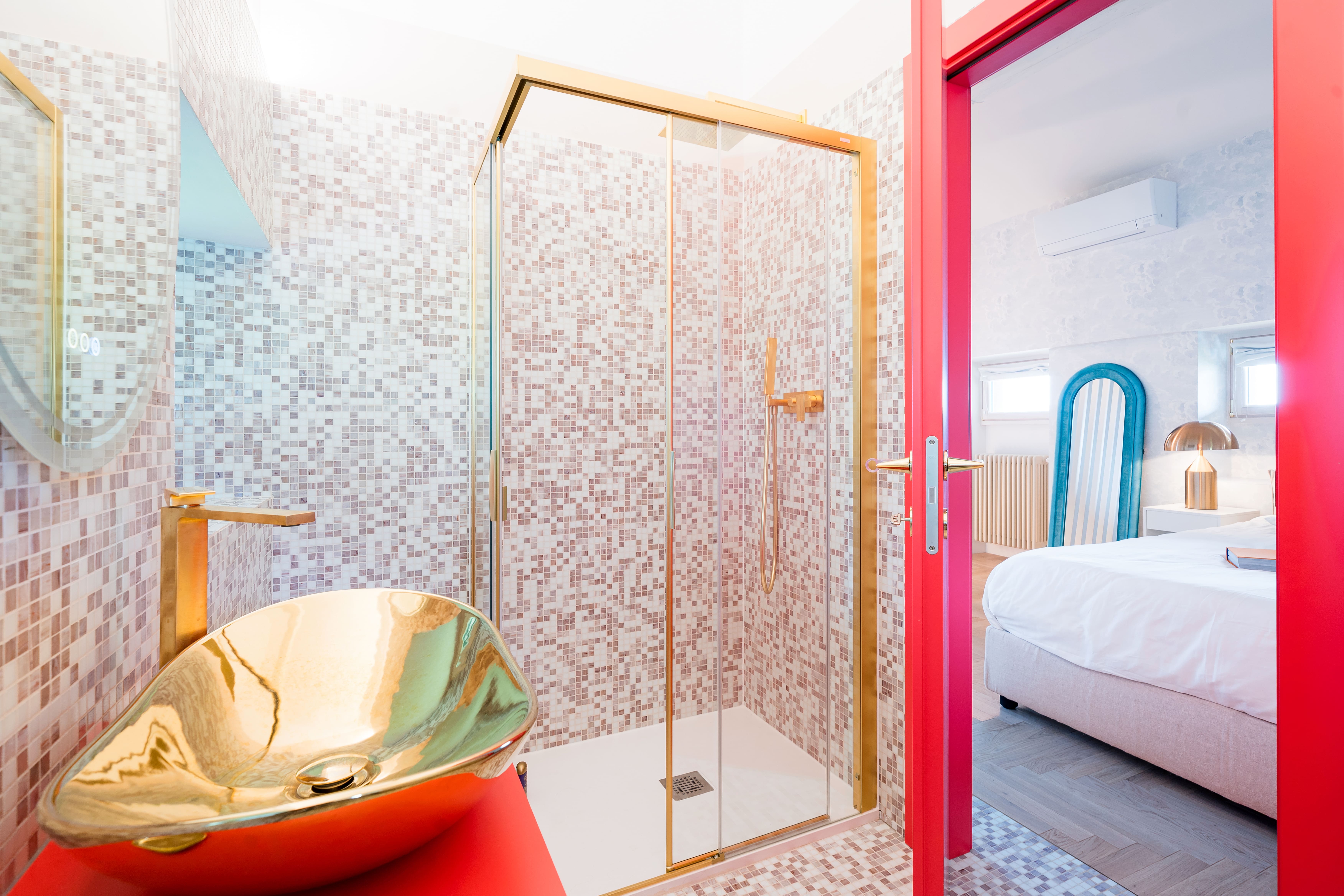 Villa Castagna Menaggio: Charming 1-Bedroom Villa with Lake Views, Como