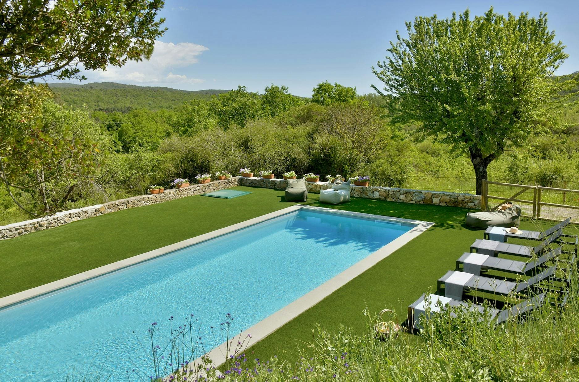 Villa Castagno Monteverdi: Luxury 3-Bedroom Villa with Pool and Scenic Views, Tuscany