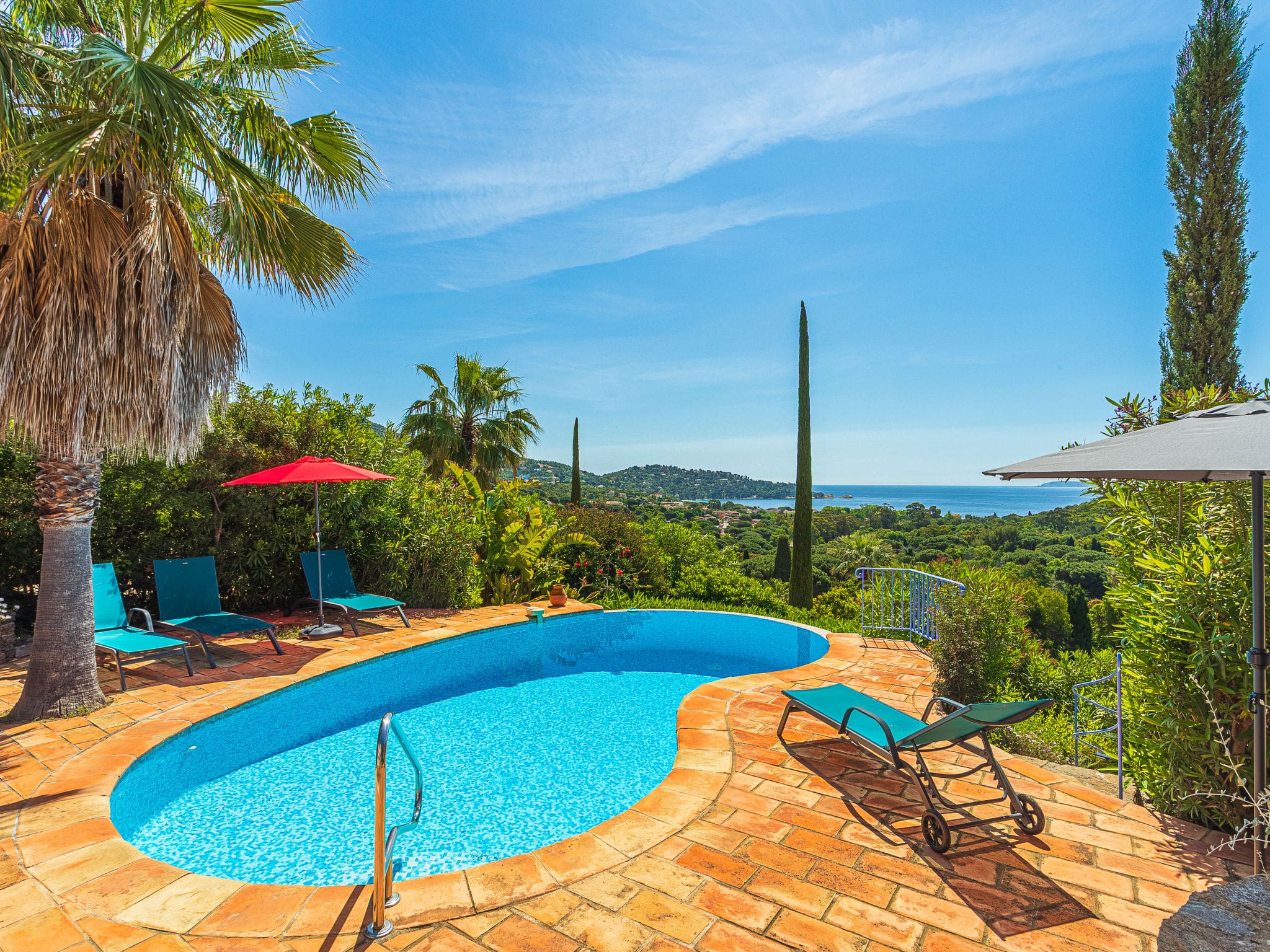 Villa Cavalière Lavandou: Stunning 3-Bedroom Mediterranean Villa with Private Pool and Panoramic Sea Views in Le Lavandou France