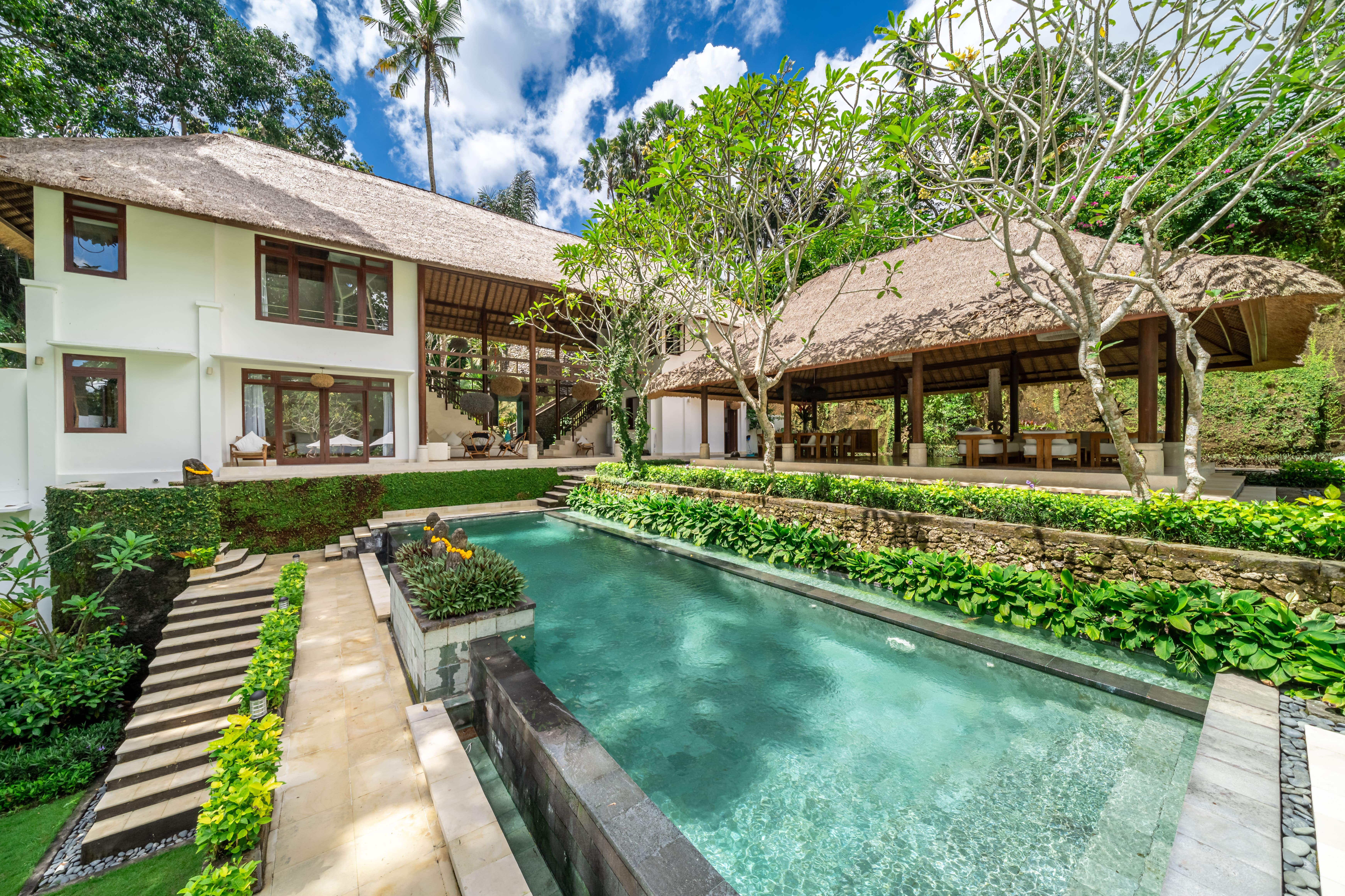 Villa Cemara Bali: Luxury 5-Bedroom Villa with Private Pool, Bali