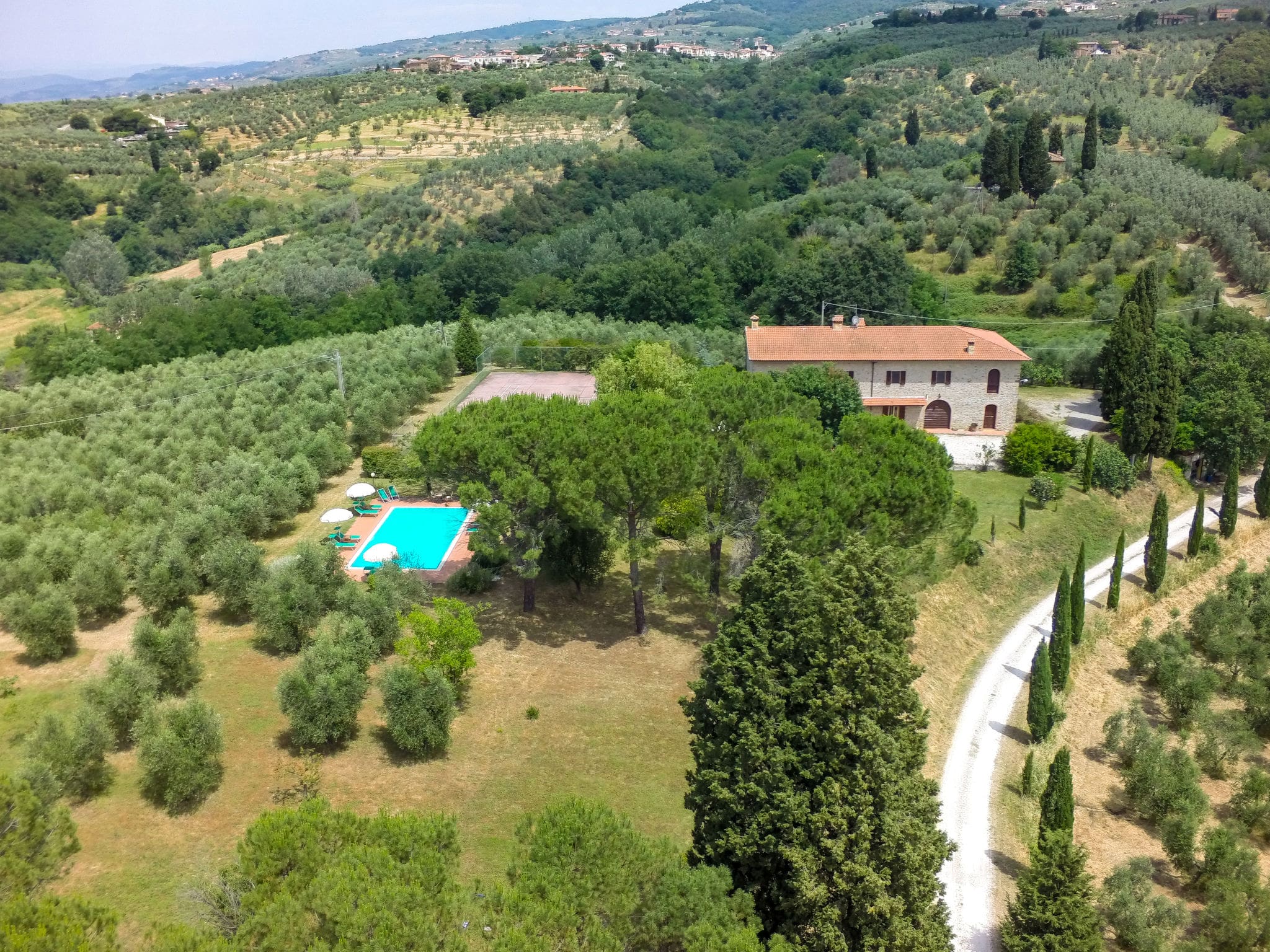 Villa Cerreto Vinci: Spectacular 6-Bedroom Farmhouse with Private Pool and Tennis Court in Tuscany
