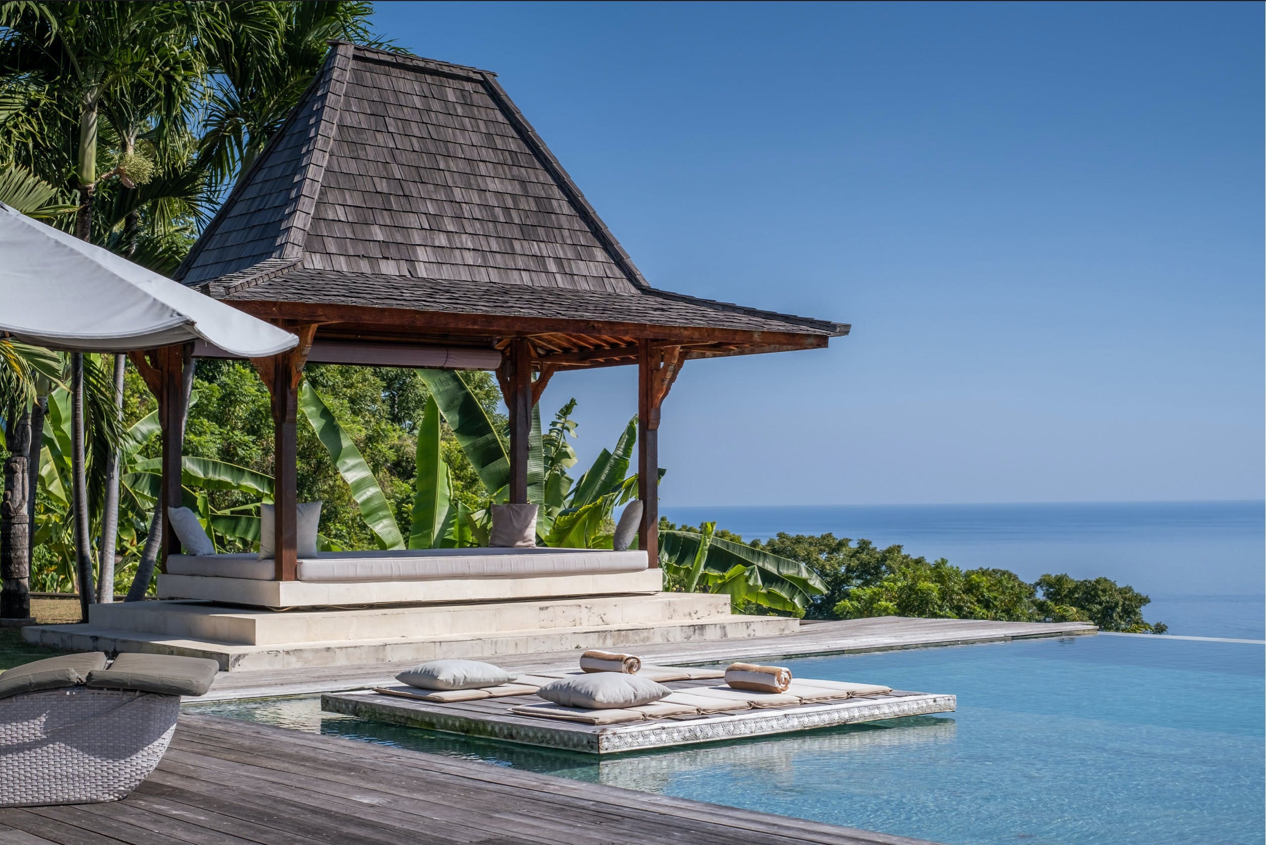 Villa Cinta Laut: Luxury 4-Bedroom Villa with Seaview and Pool, Bali