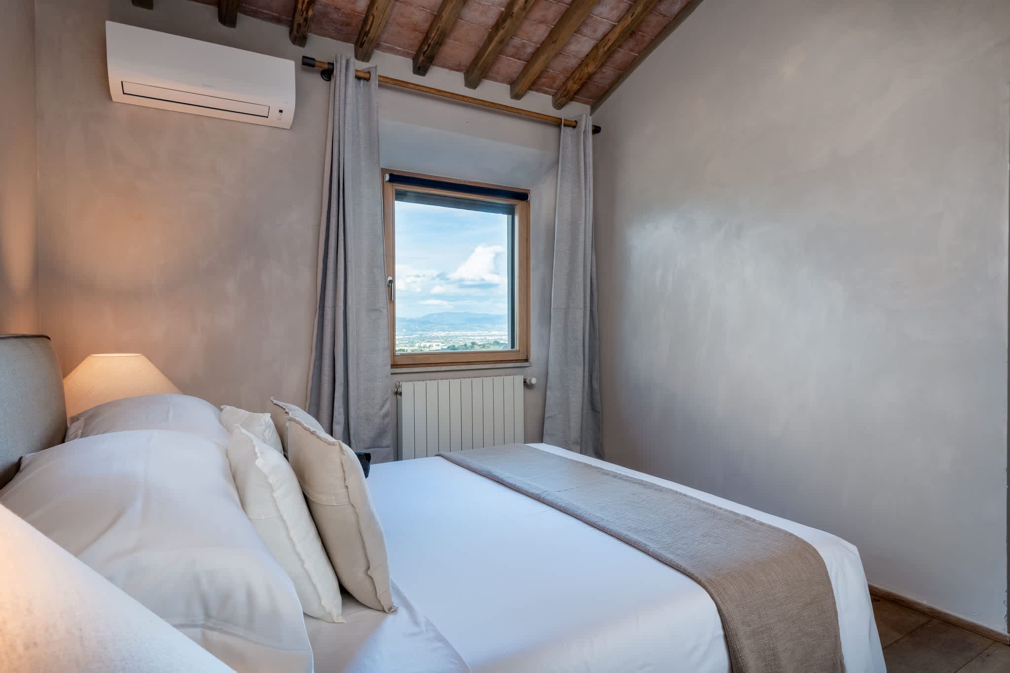 Villa Cipressino Florence: 7-Bedroom Luxury Villa with Swimming Pool and Panoramic Views, Florence West