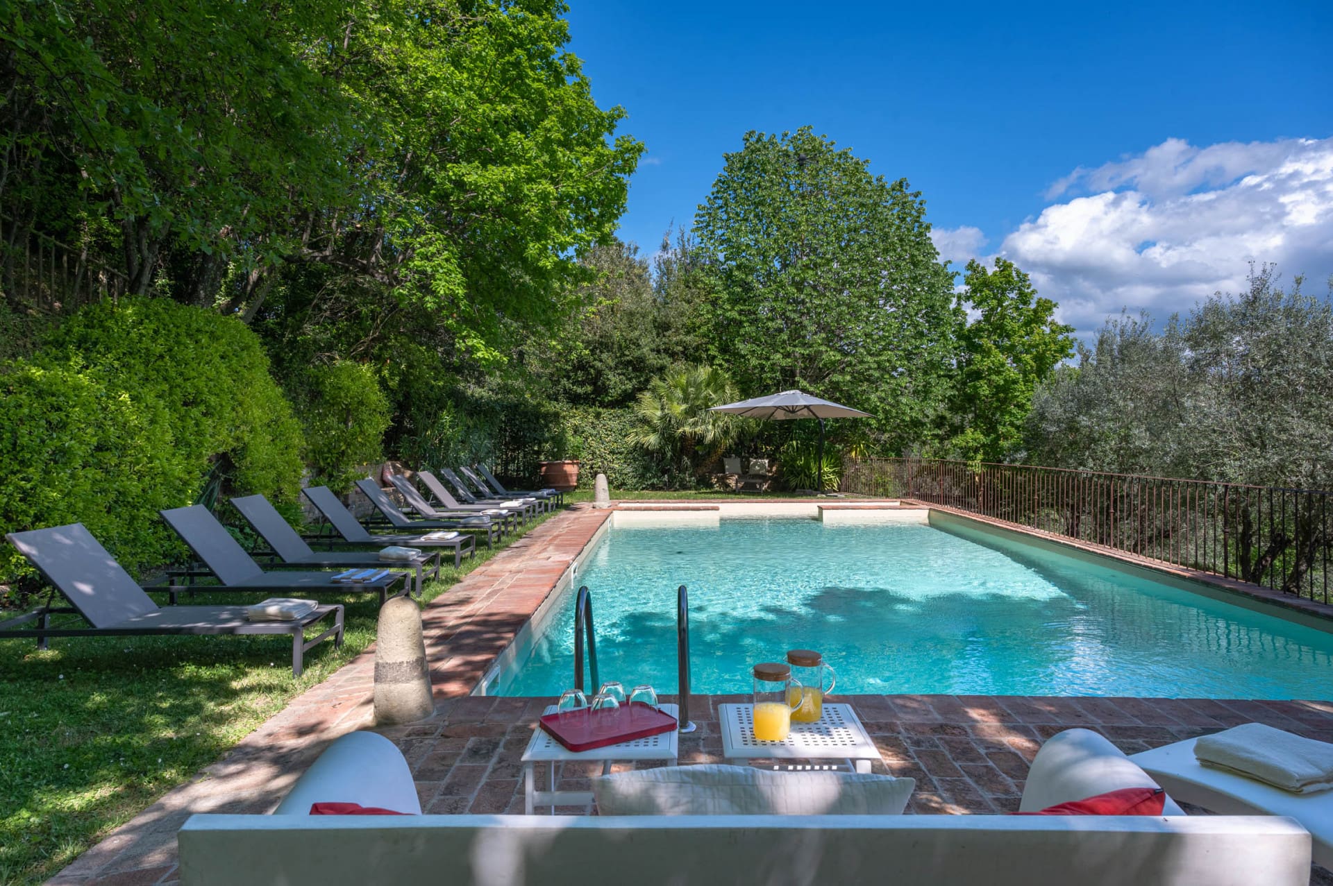 Villa Cipresso Chianti Chianti 6: Elegant 5-Bedroom Villa with Pool in the Heart of Tuscany, Chianti