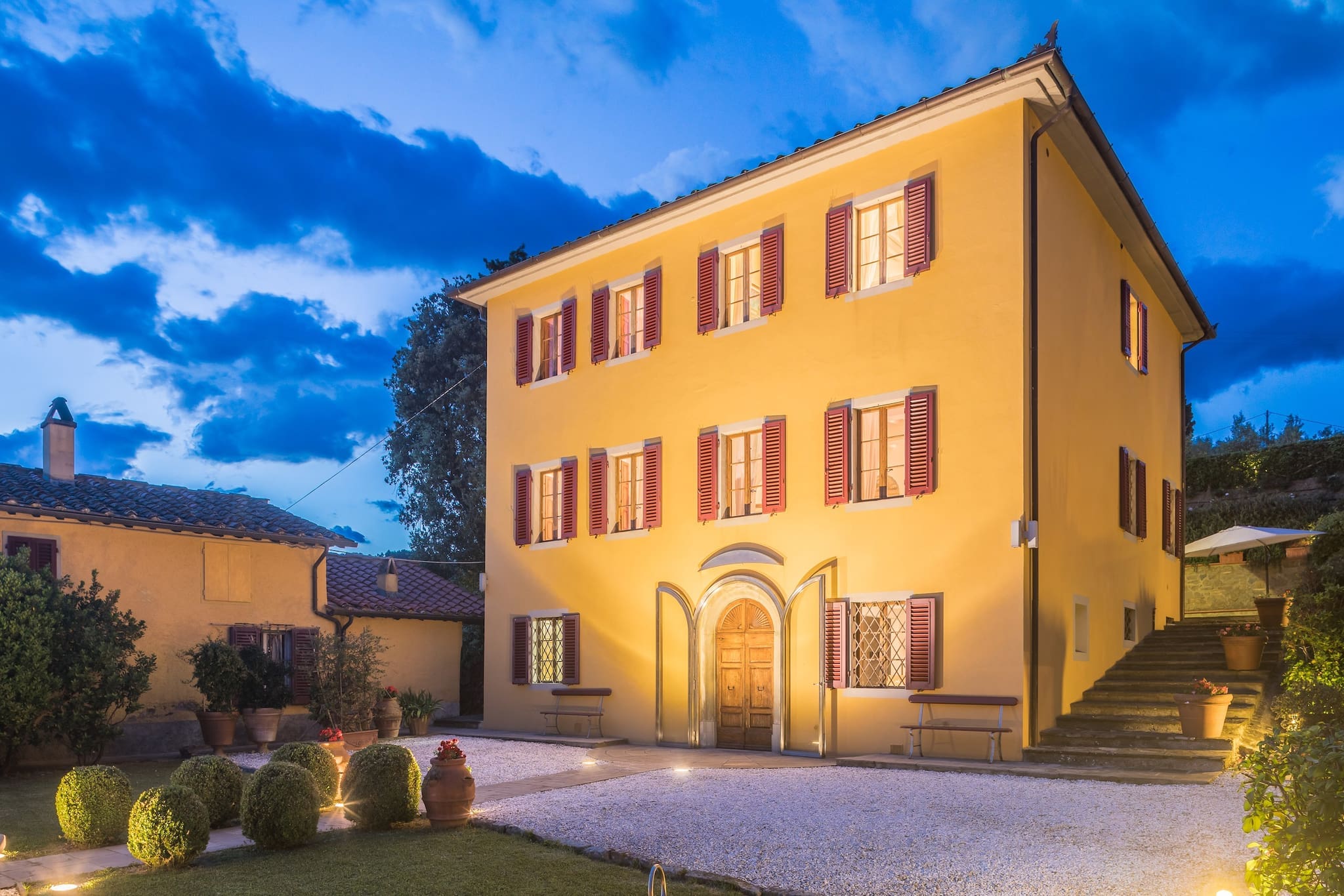 Villa Cipresso Valdichiana: Elegant 5-Bedroom Villa with Private Pool, Tuscany Countryside