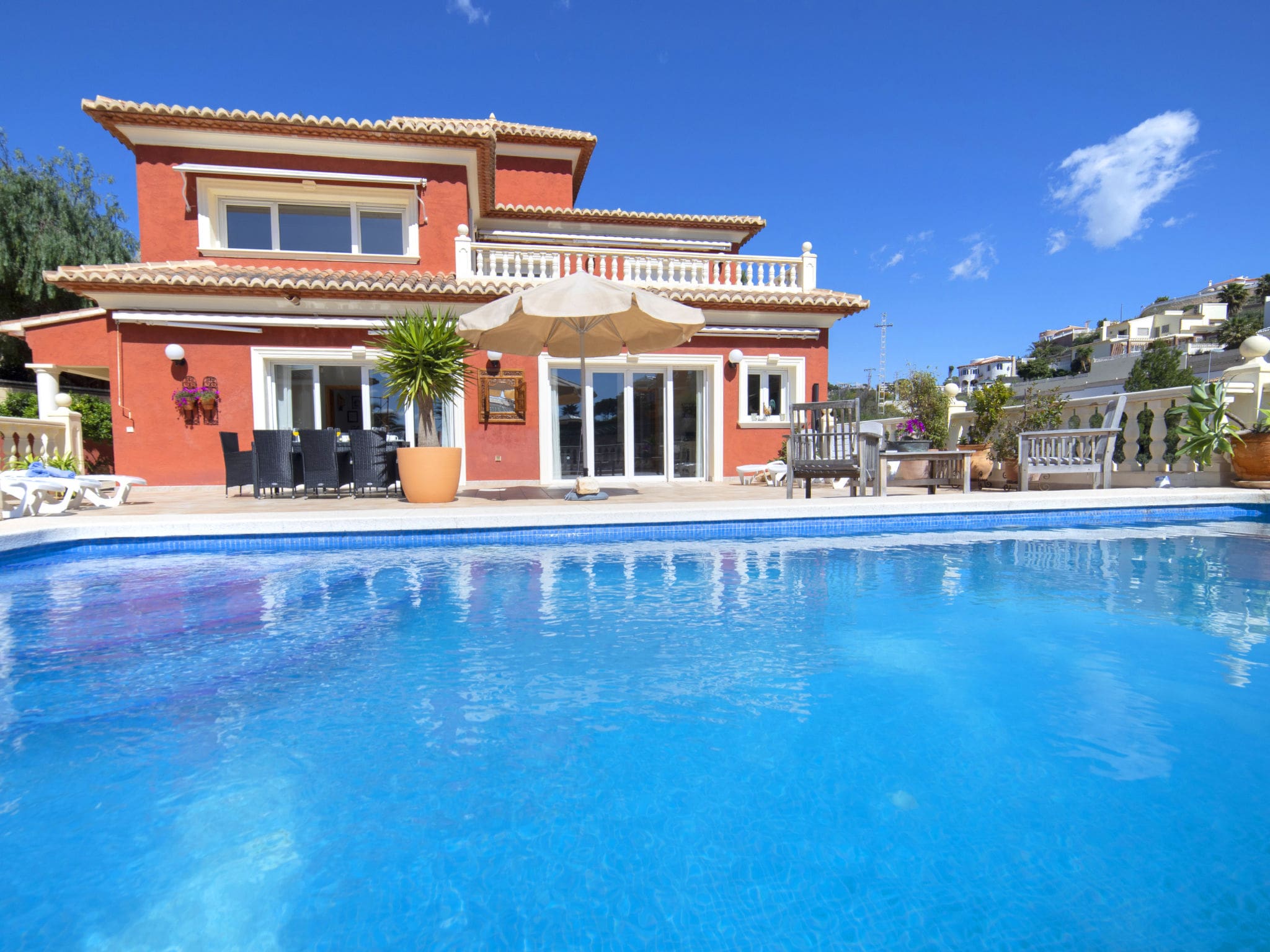 Villa Cocó Calpe: Spacious 5-Bedroom Villa with Private Pool and Dual Living Areas Near Beach