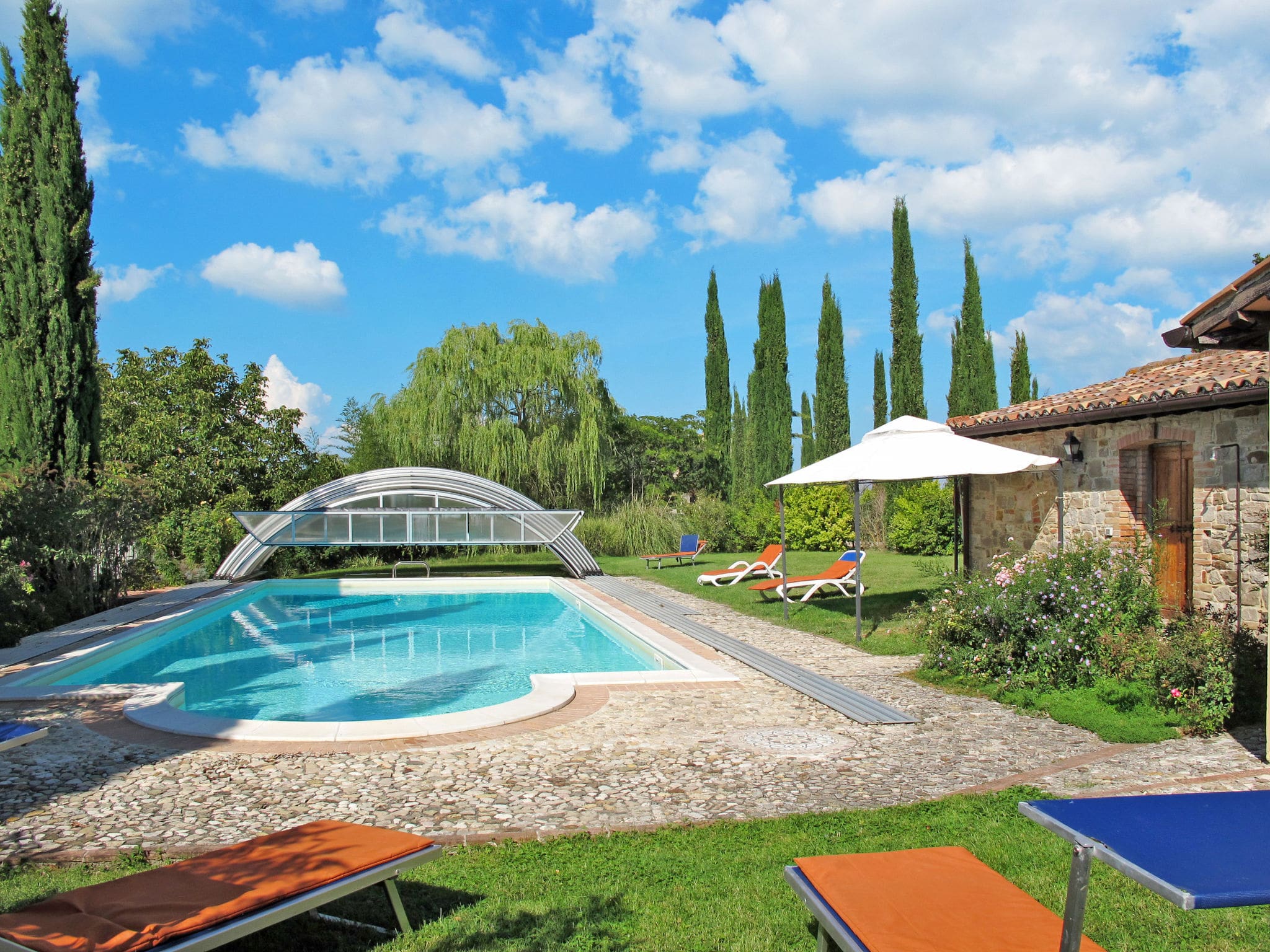 Villa Collepino Marsciano: Stunning 5-Bedroom Country Estate with Private Pool and Spa Facilities in Umbrian Countryside