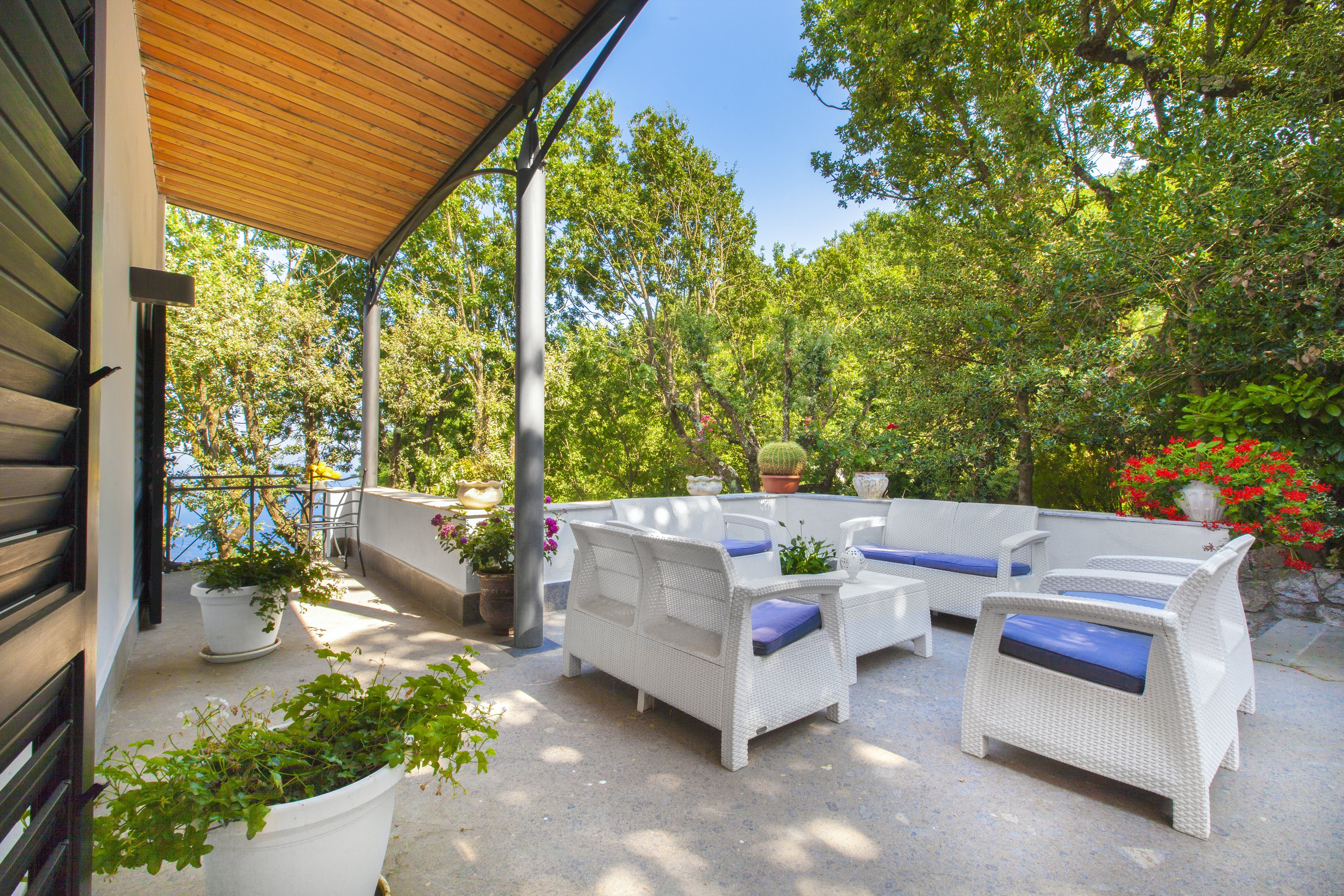 Villa Colli Sorrento: Luxurious 10-Bedroom Apartment with Pool and Sea Views, Sorrento