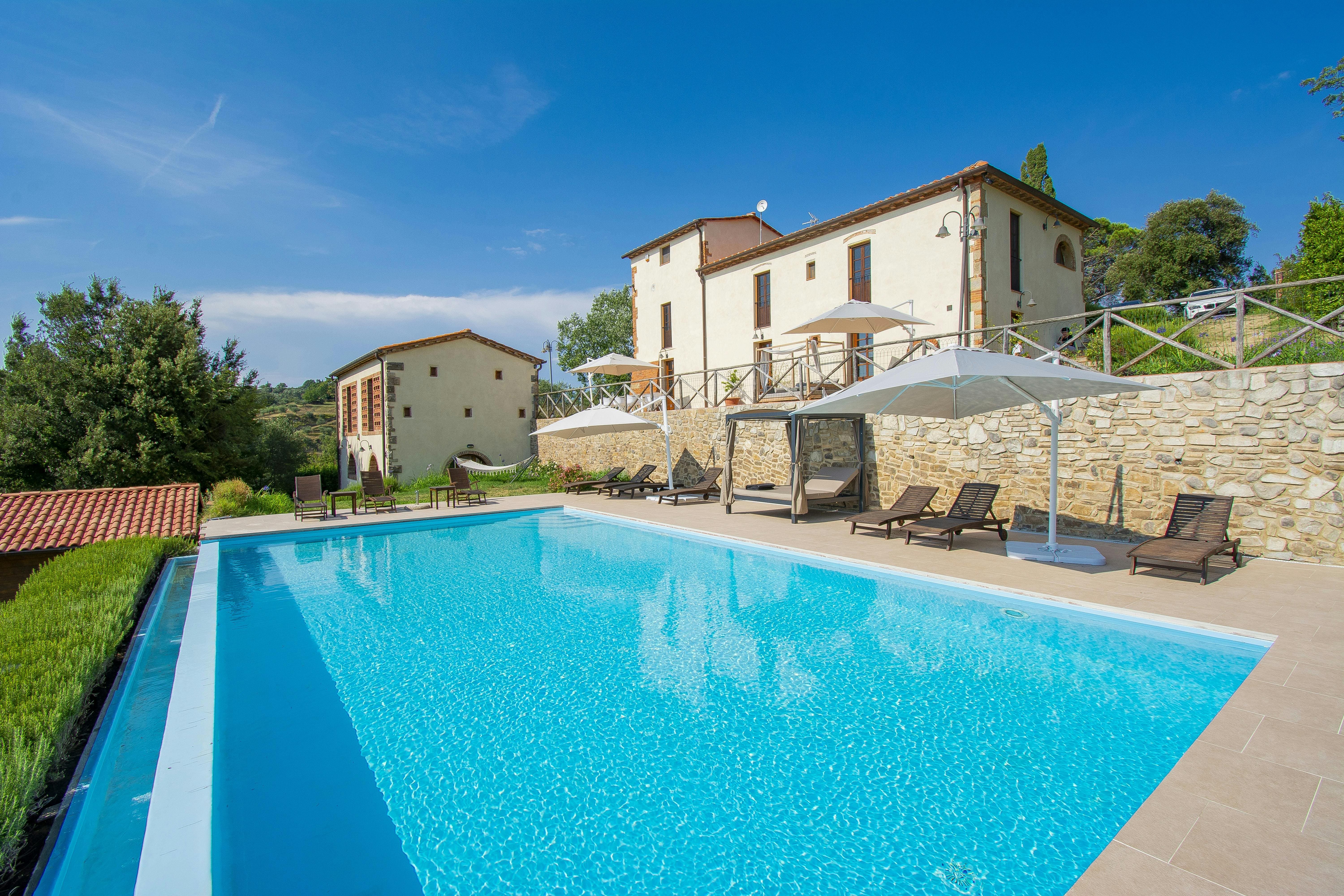 Villa Collina San Miniato San Miniato: Spacious 6-Bedroom Villa with Pool and Hot Tub, San Miniato