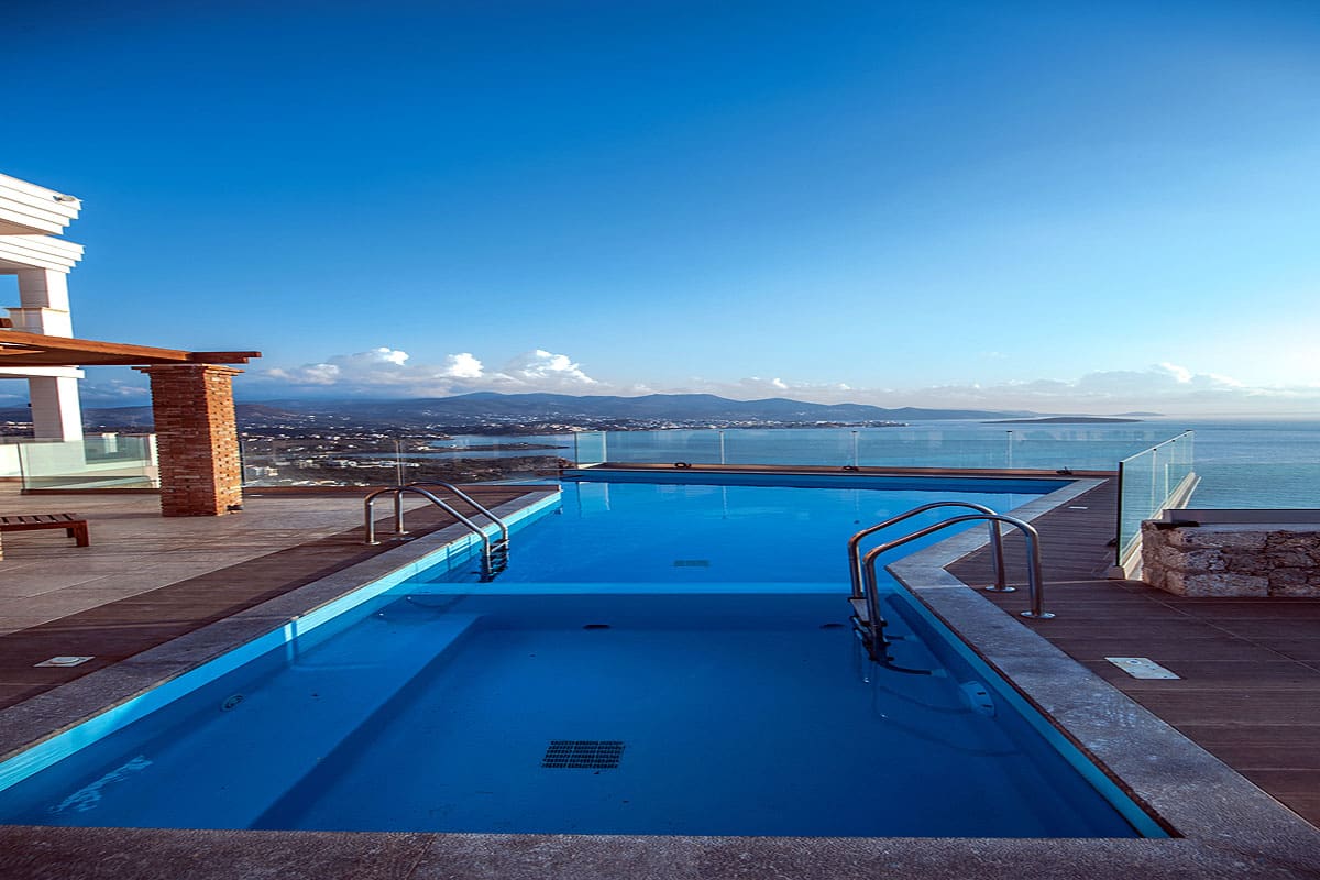 Villa Diktynna Agios Nikolaos: Spacious 4-Bedroom Apartment with Infinity Pool and Sea Views, Agios Nikolaos