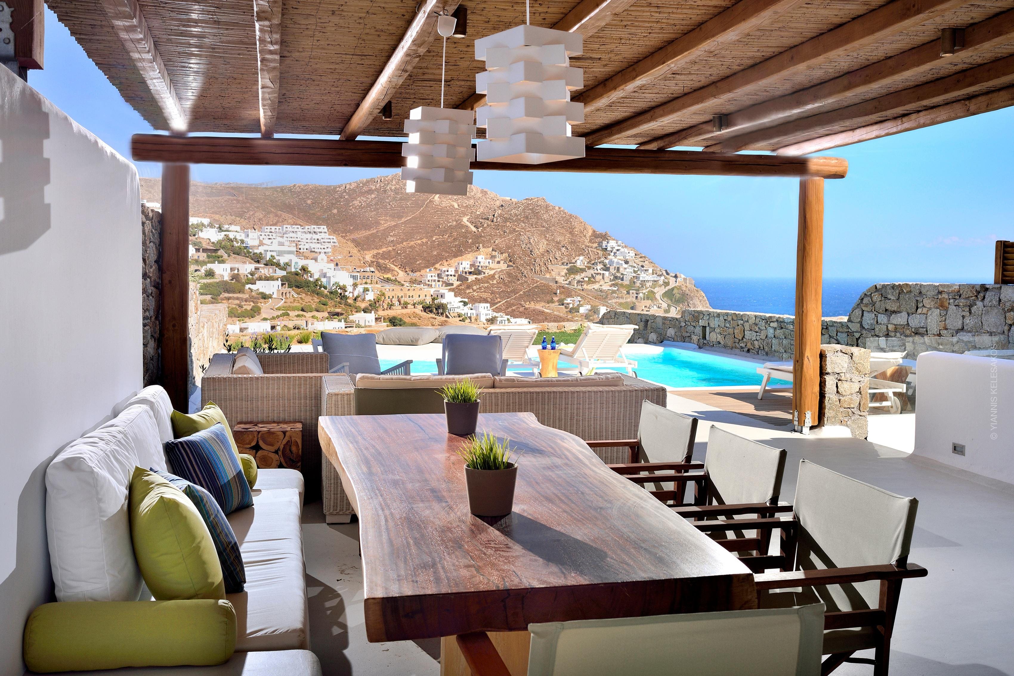 Villa Elia Meltemi: Luxury 3-Bedroom Apartment with Seaview and Pool, Elia