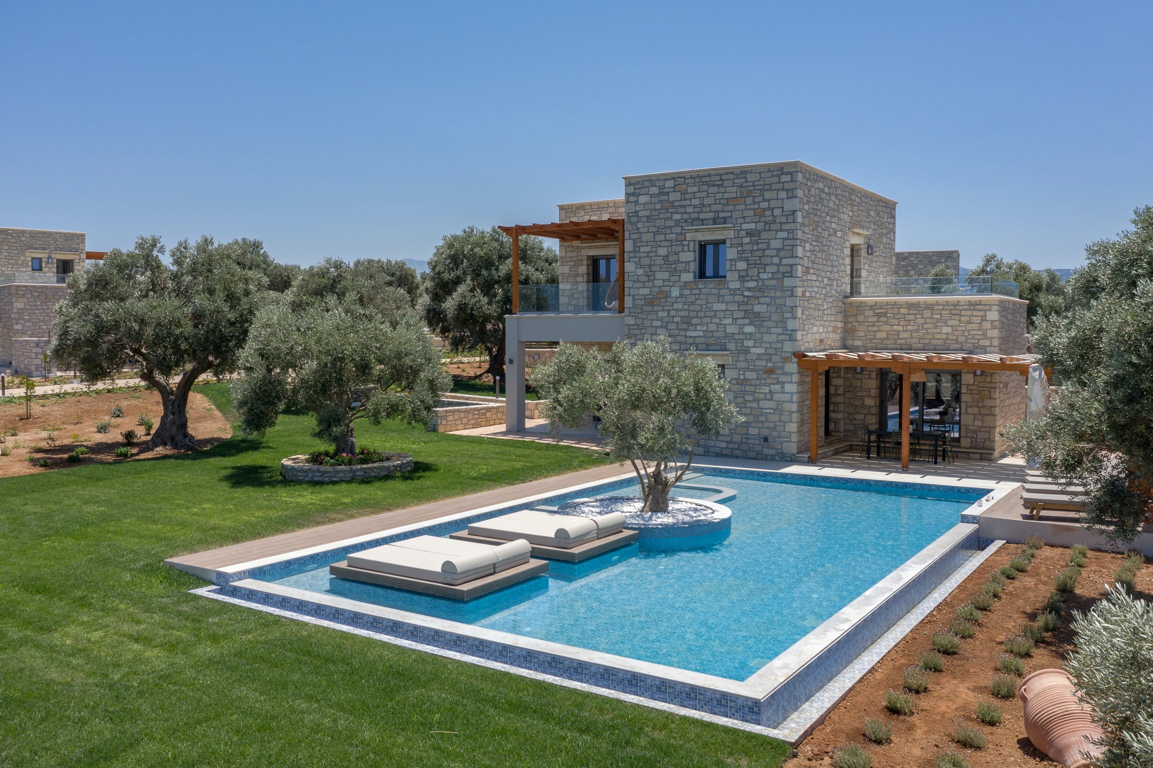 Villa Elia Rethymno: Luxurious 3-Bedroom Apartment with Pool, Rethymno