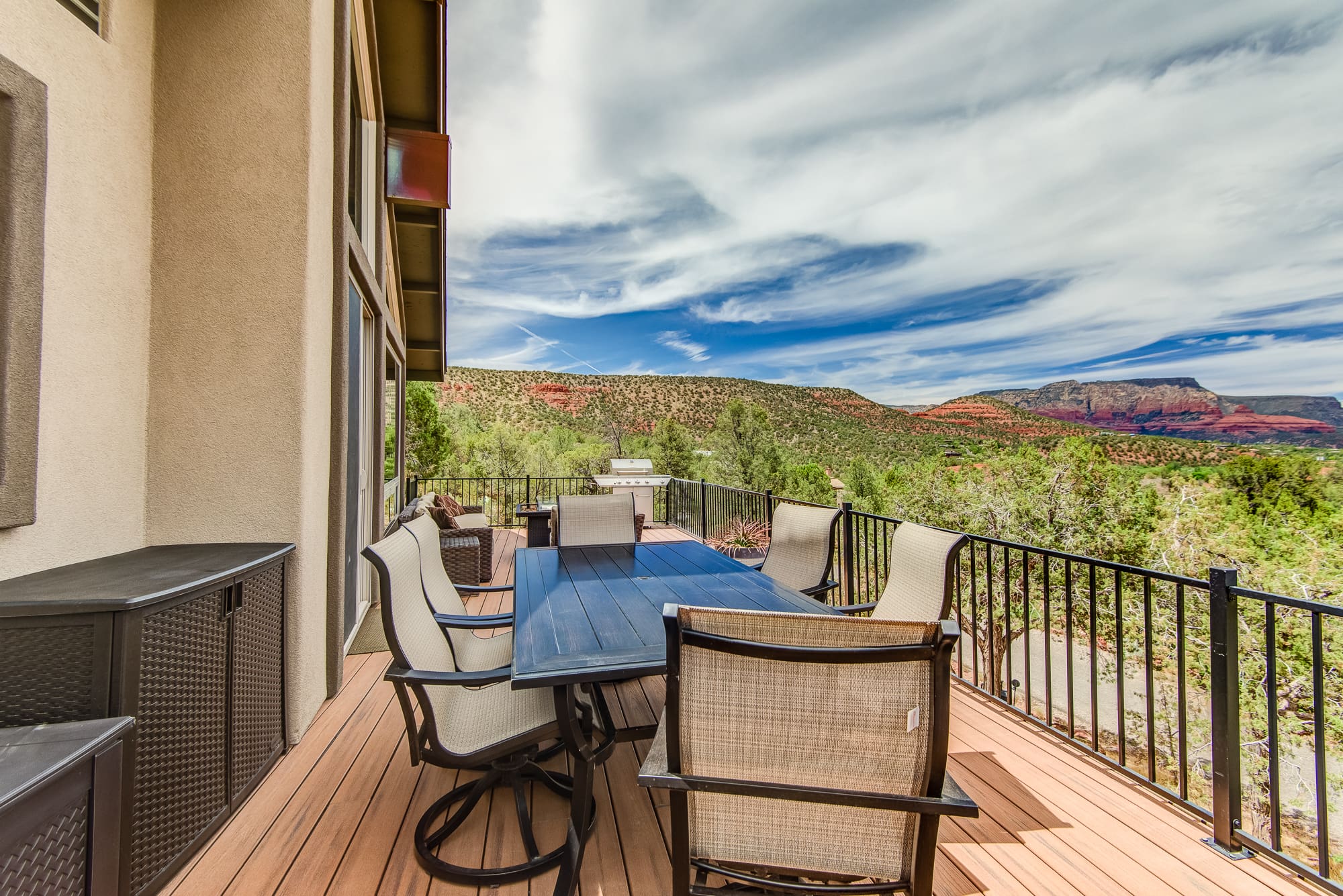 Villa Enchantment Sedona: Luxury 2-Bedroom Villa with Hot Tub and Scenic Views, Sedona