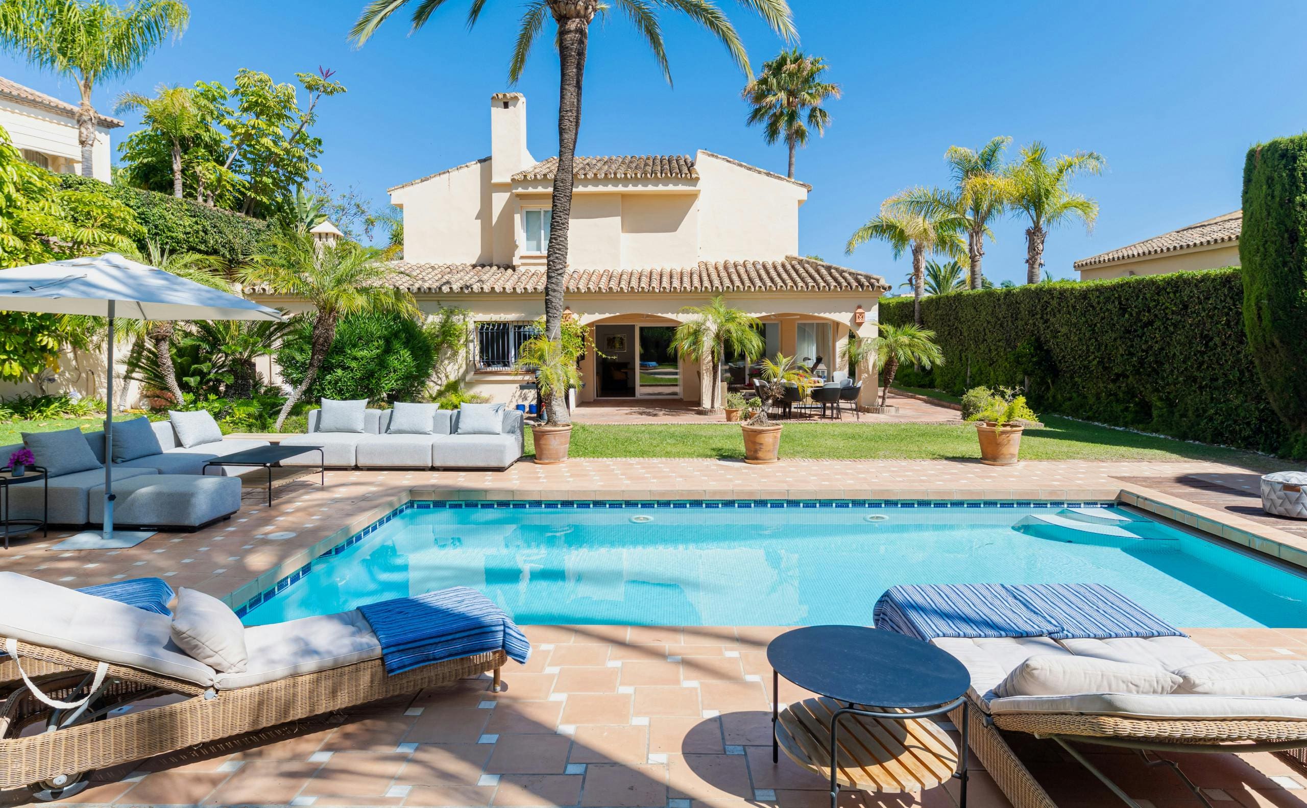 Villa Encina Marbella Marbella: Luxury 5-Bedroom Villa with Seaview and Pool, Marbella