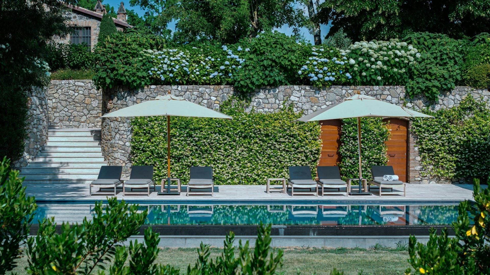 Villa Etrusca Viterbo: Luxury 8-Bedroom Villa with Infinity Pool, Viterbo, Tuscany