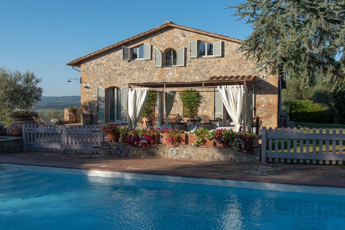 Villa Foscolo Siena: Luxury 5-Bedroom Apartment with Sauna and Pool, Siena