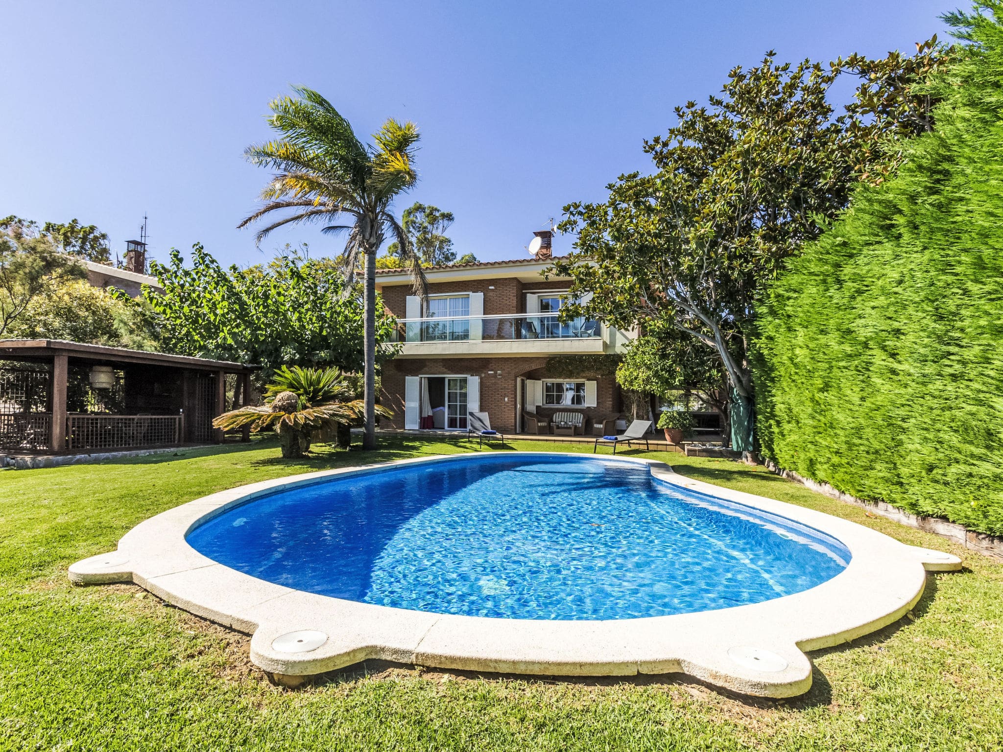Villa Garreta Ametlla: Spectacular 4-Bedroom Beachfront Villa with Private Pool and Sea Views in L’Ametlla de Mar Costa Dorada