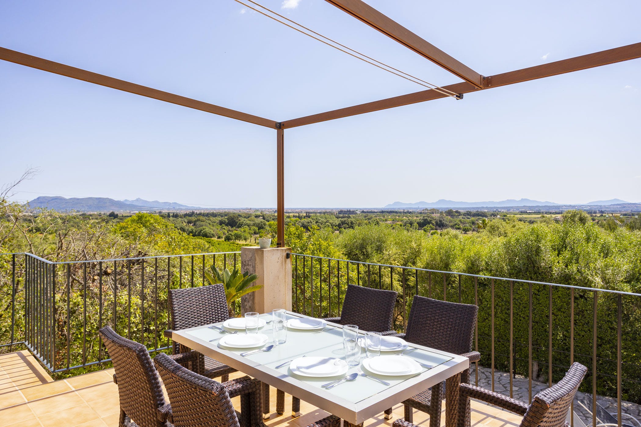 Villa Garrover Búger: Luxury 3-Bedroom Villa with Pool and Sea Views, Raiguer Mallorca