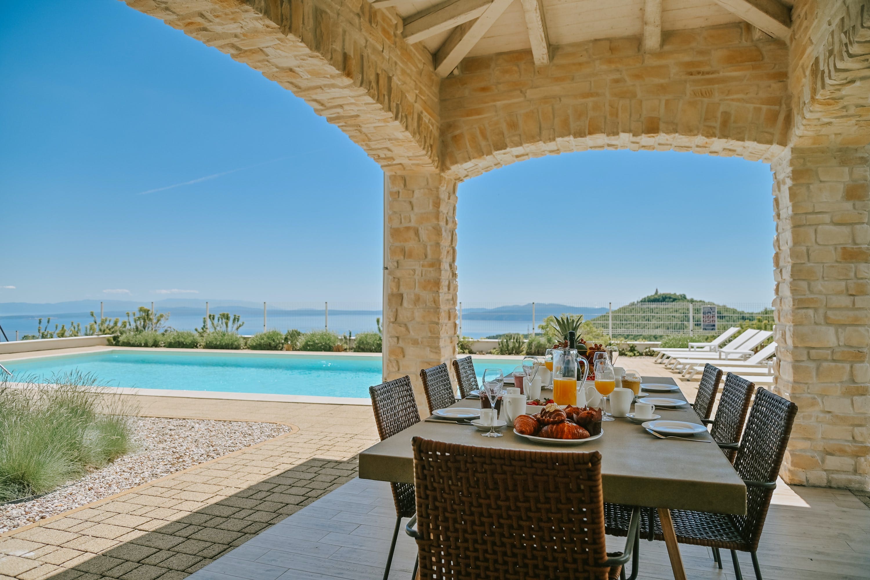 Villa Gorski Opatija: 5-Bedroom Luxury Villa with Pool and Sea Views, Istria