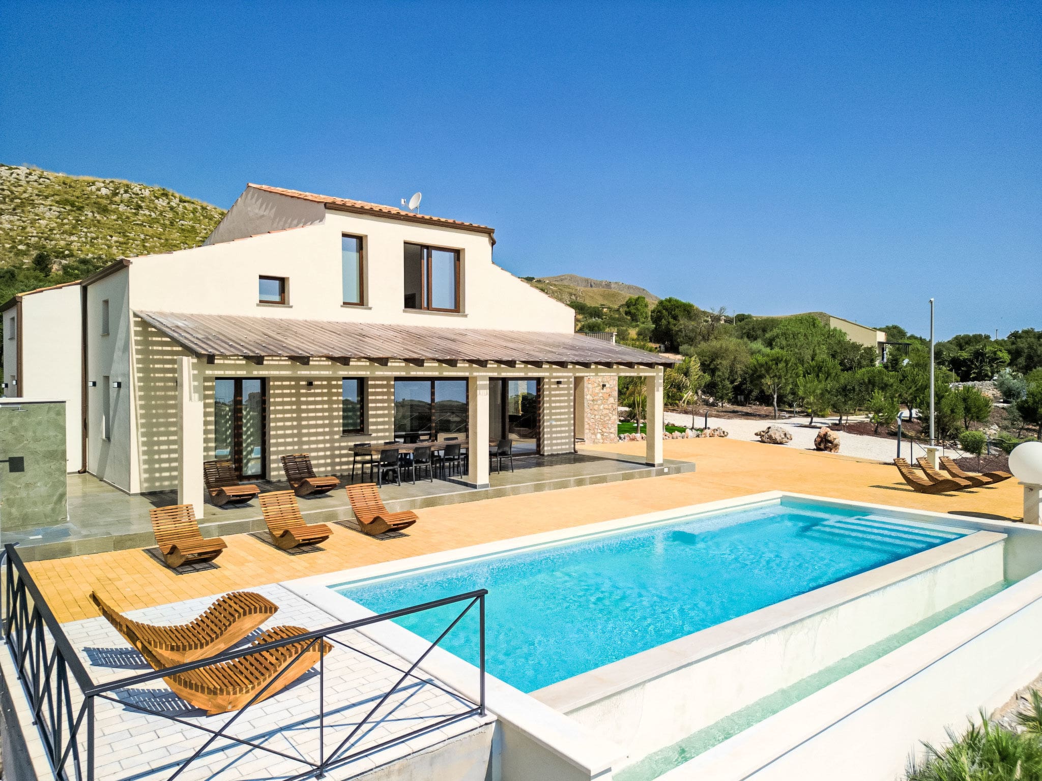 Villa Guidaloca Castellammare: Spectacular 7-Bedroom Luxury Estate with Private Pool and Hilltop Views in Castellammare del Golfo Sicily