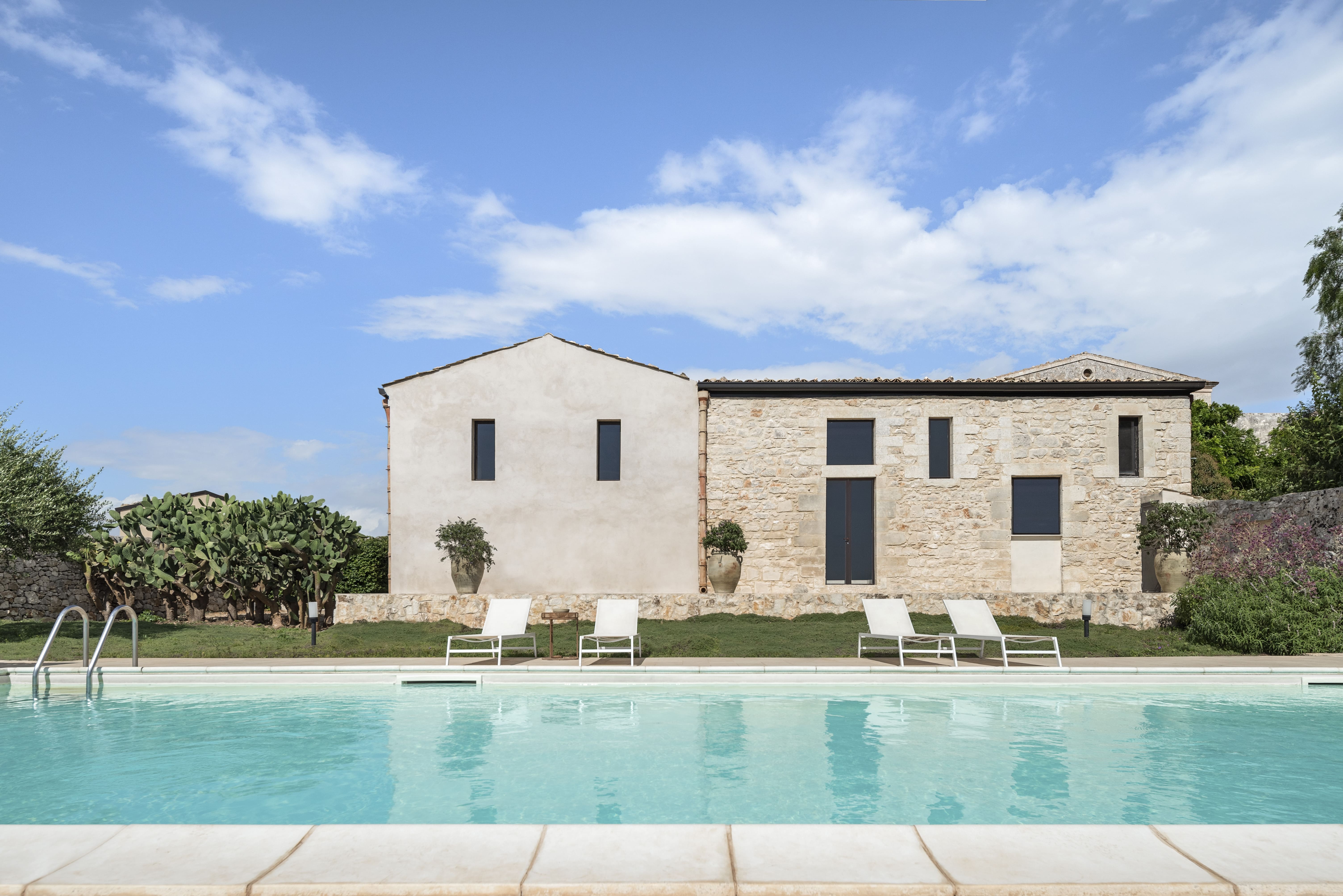 Villa Iblea Ragusa: Luxury 6-Bedroom Villa with Seaview and Pool, Ragusa