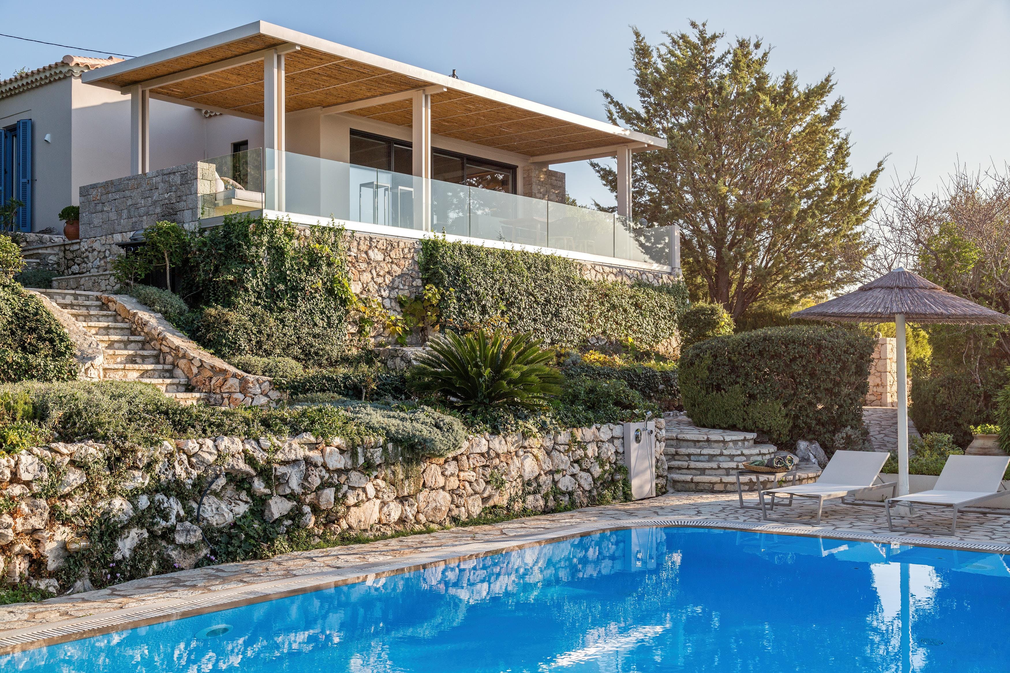 Villa Ionis Lefkada: Elegant 2-Bedroom Luxury Apartment with Seaview and Pool, Lefkada