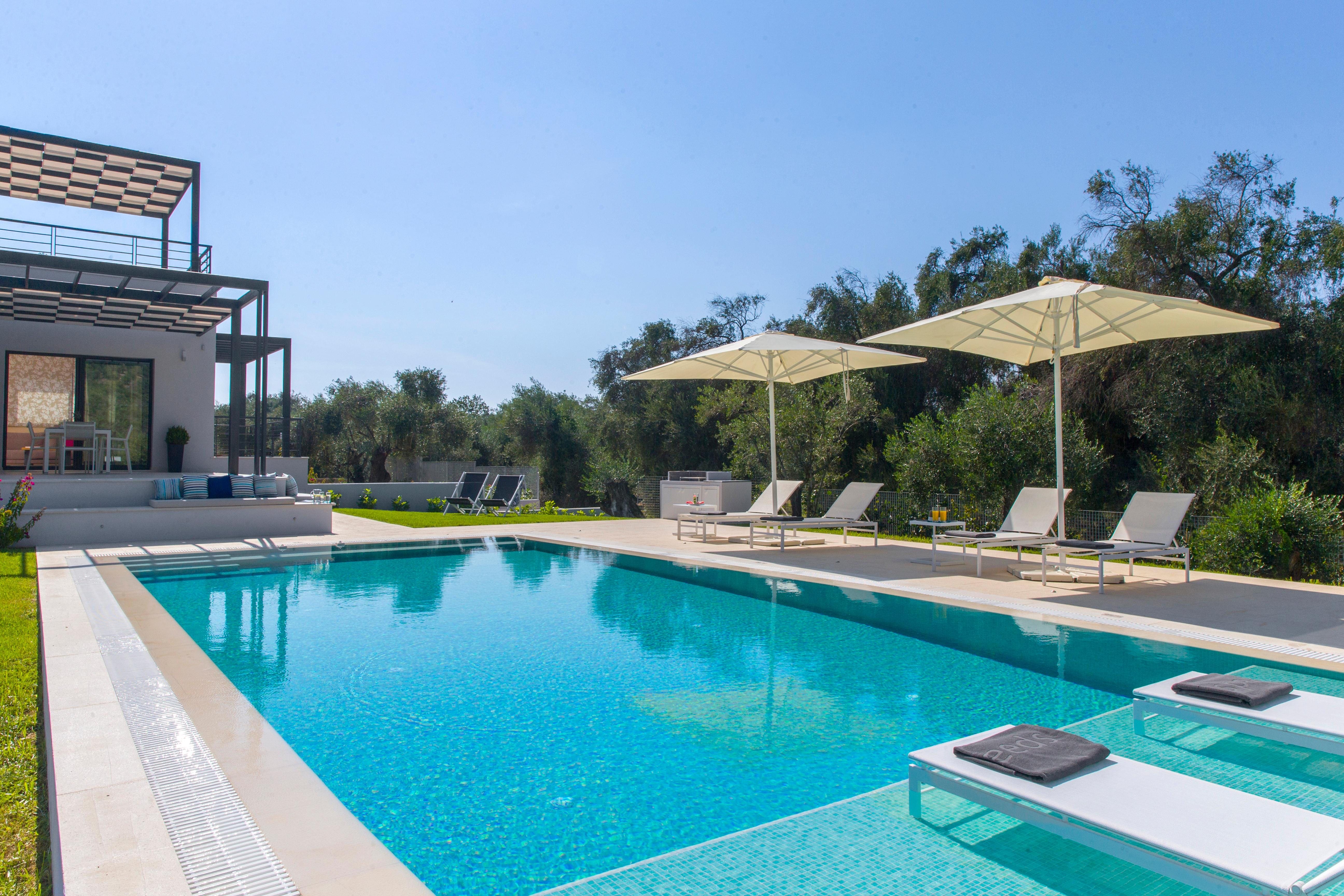 Villa Kanouli Corfu Corfu: Luxury 2-Bedroom Apartment with Private Pool, Corfu