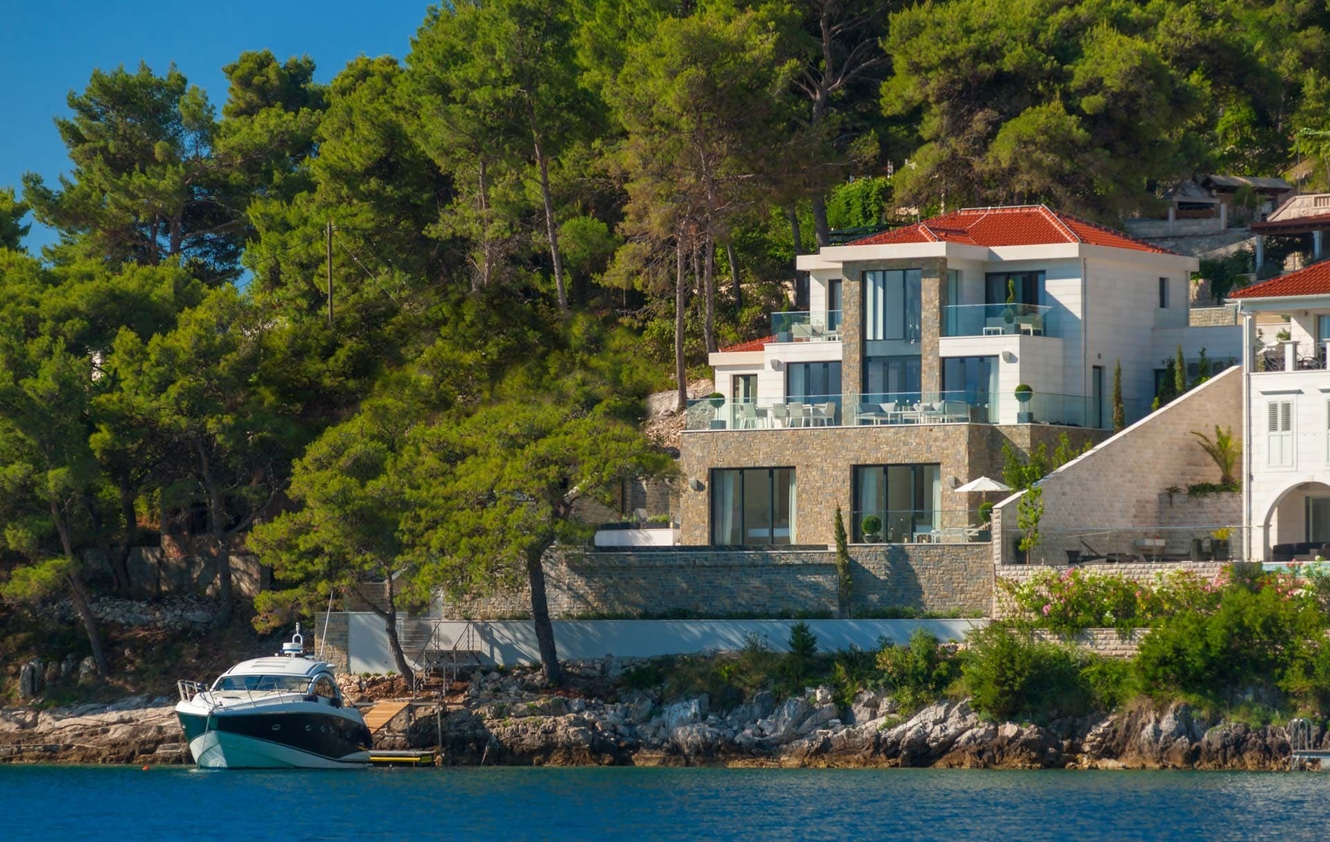 Villa Kastelet Split: Luxury 4-Bedroom Apartment with Stunning Seaviews, Split
