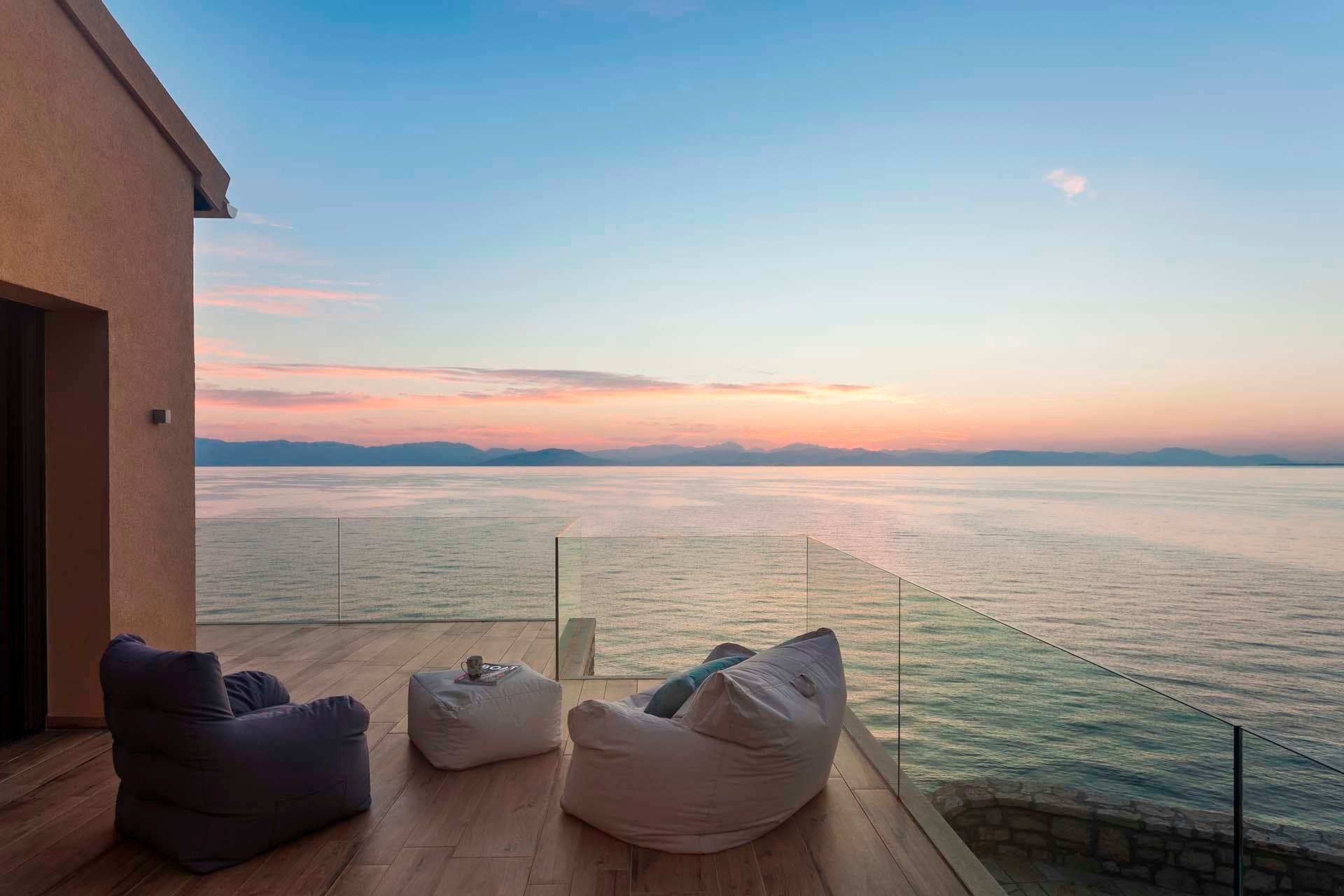 Villa Kerkyra Corfu Corfu Town 2: Spacious 7-Bedroom Apartment with Seaview and Pool, Corfu Town