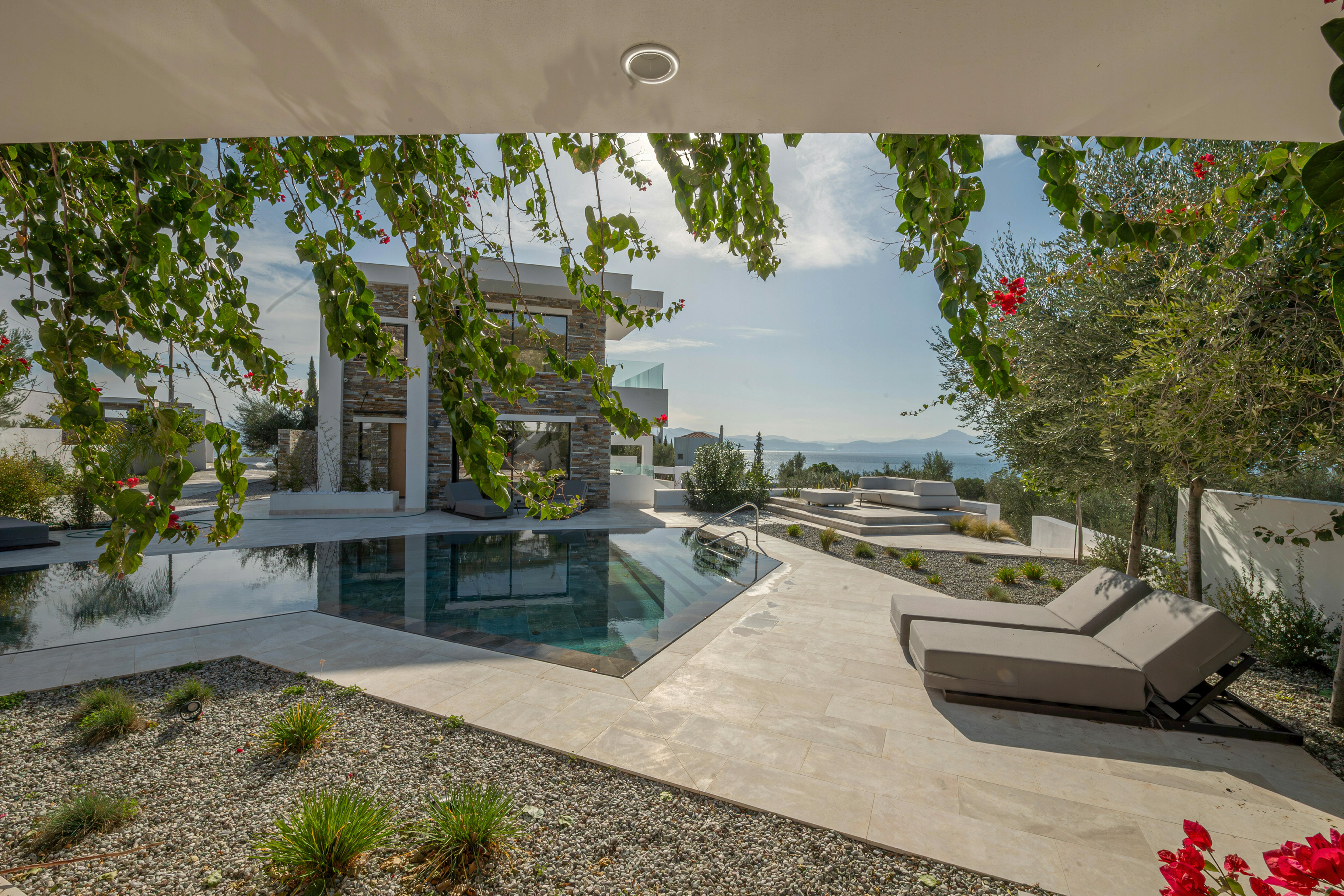 Villa Kounoupia Corinthia: Luxury 4-Bedroom Villa with Private Pool and Sea Views, Corinthia