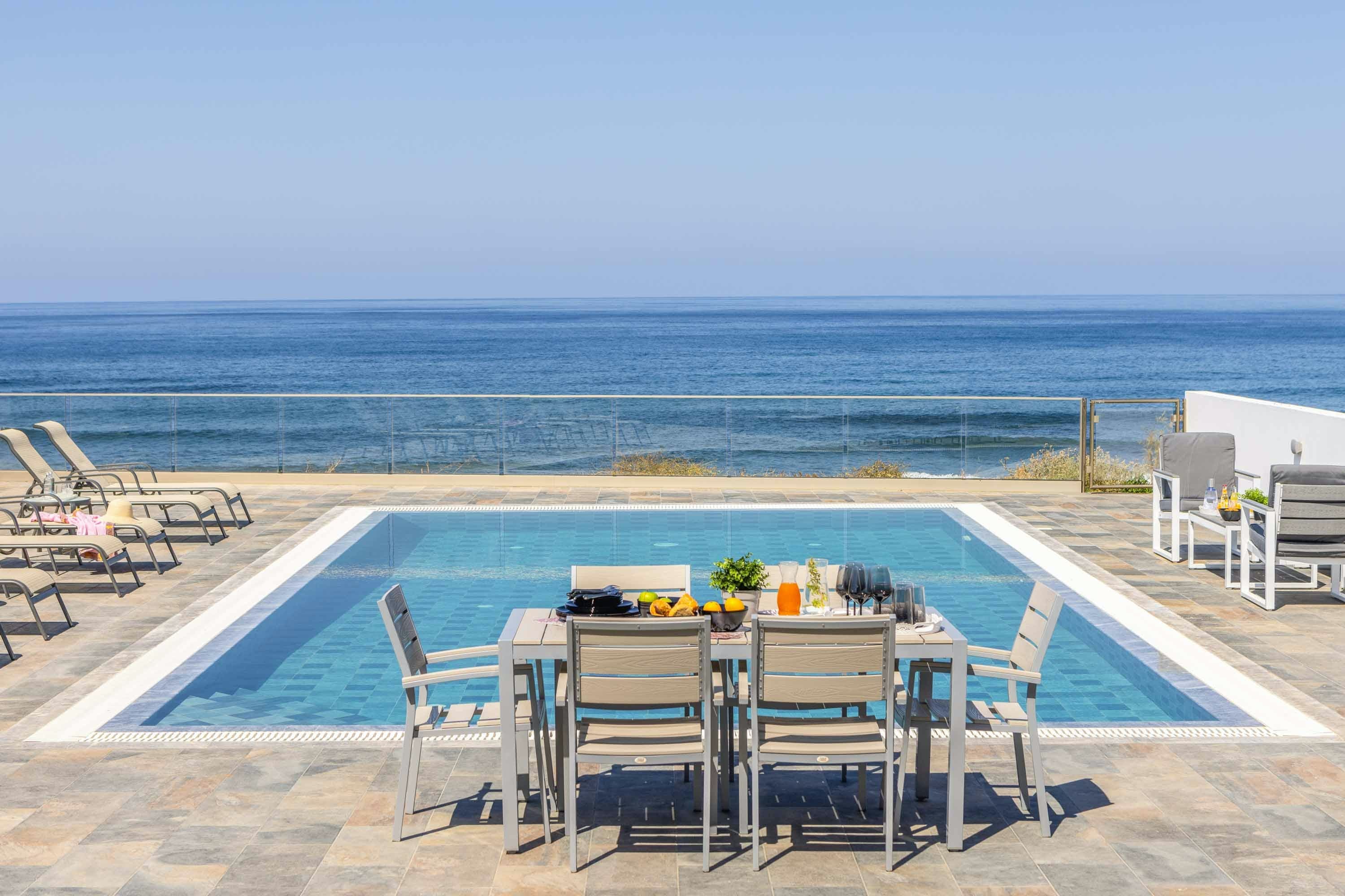 Villa Kypros Pomos: Luxury 4-Bedroom Villa with Seaview and Pool, Pomos, Cyprus