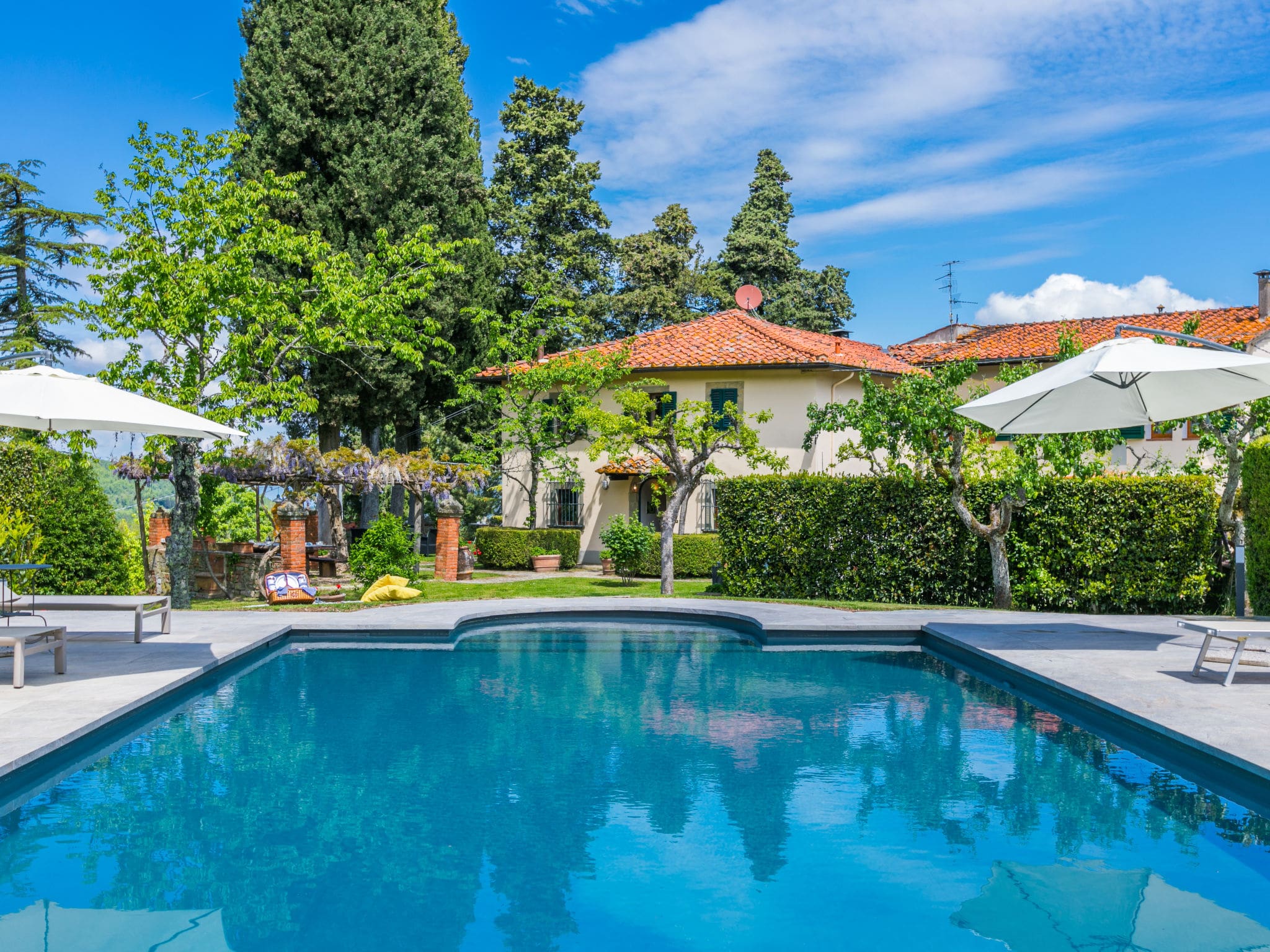 Villa Lamole Greve Greve in Chianti: Spectacular 5-Bedroom Tuscan Villa with Private Pool in Chianti Wine Country