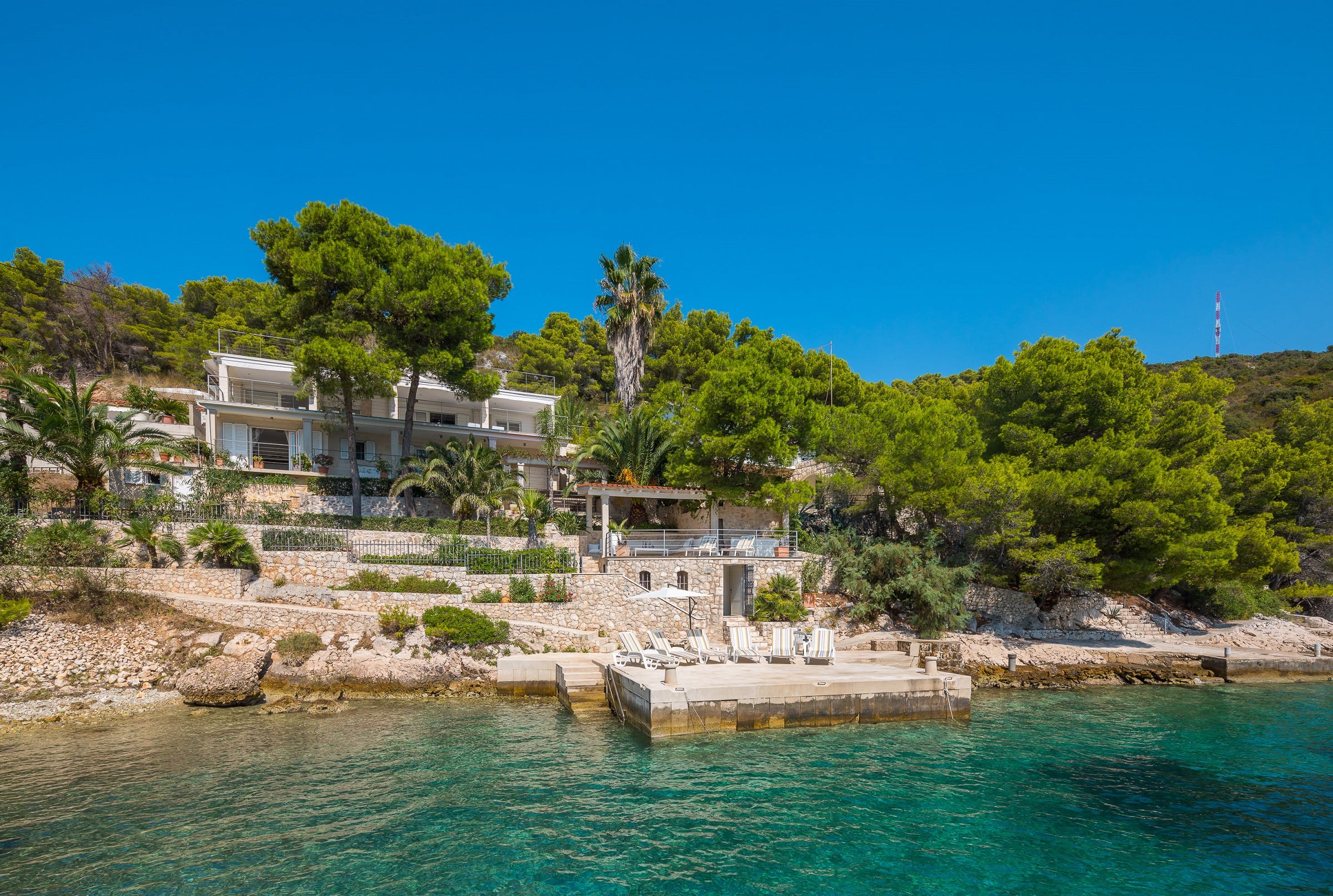 Villa Lavanda Split: Luxury 6-Bedroom Villa with Beachfront Seaview, Split