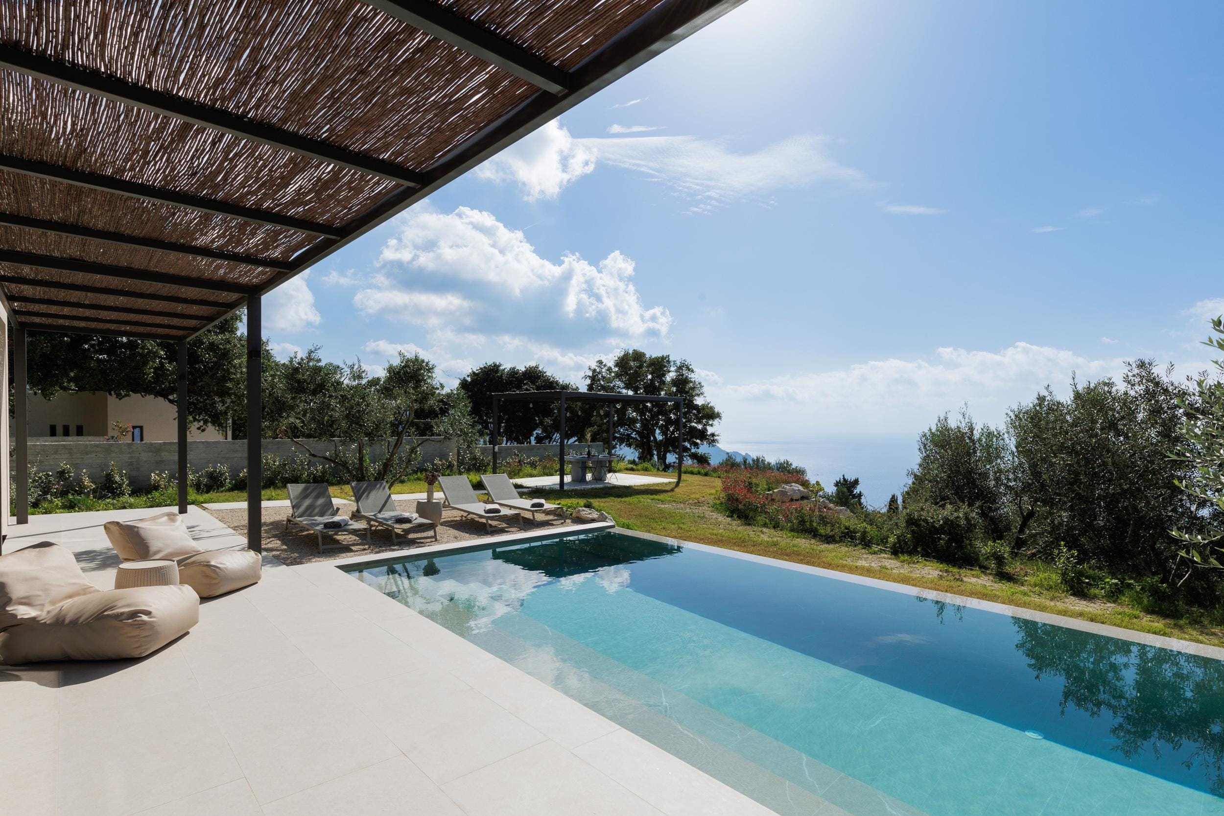 Villa Levante Corfu: Elegant 2-Bedroom Apartment with Seaview and Pool, Corfu