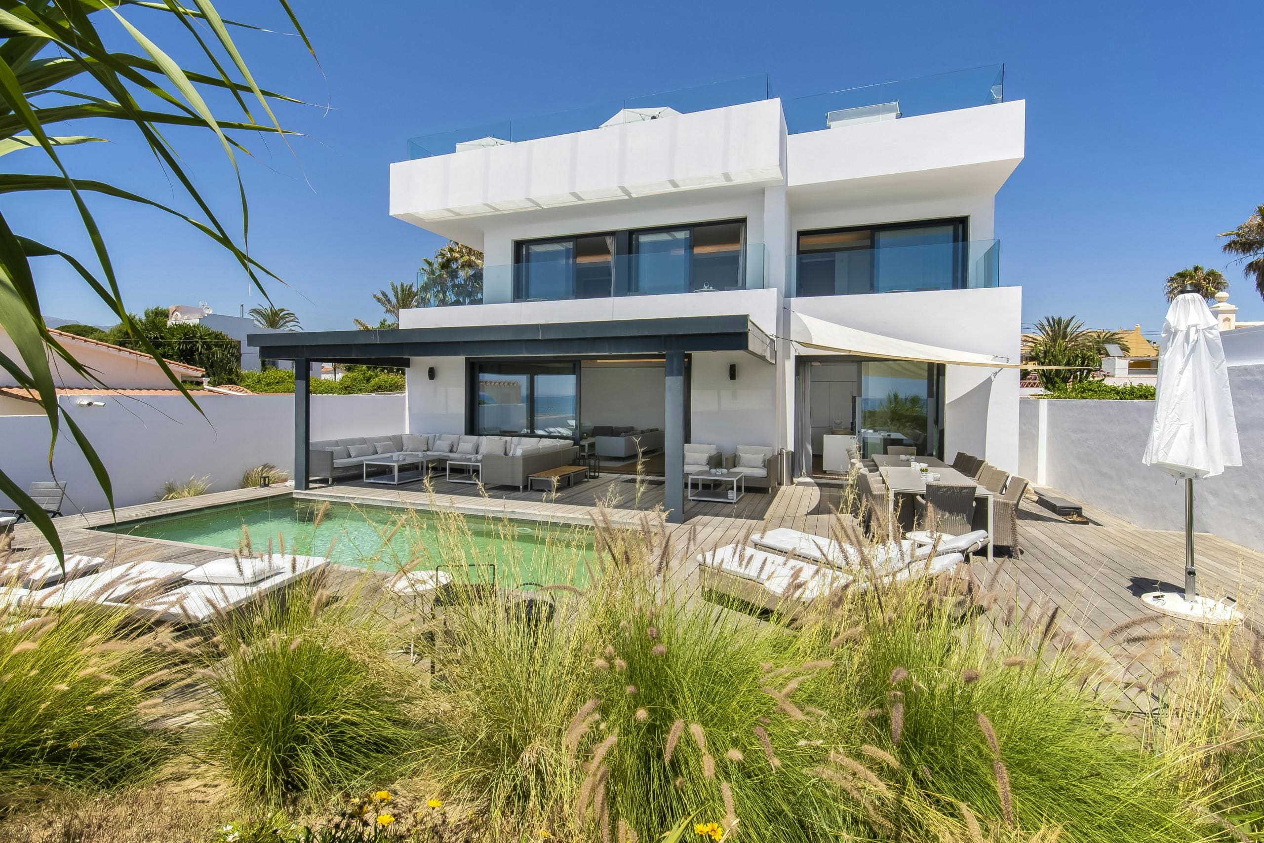 Villa Levante Marbella Marbella: Luxury 6-Bedroom Villa with Sea Views and Pool, Marbella