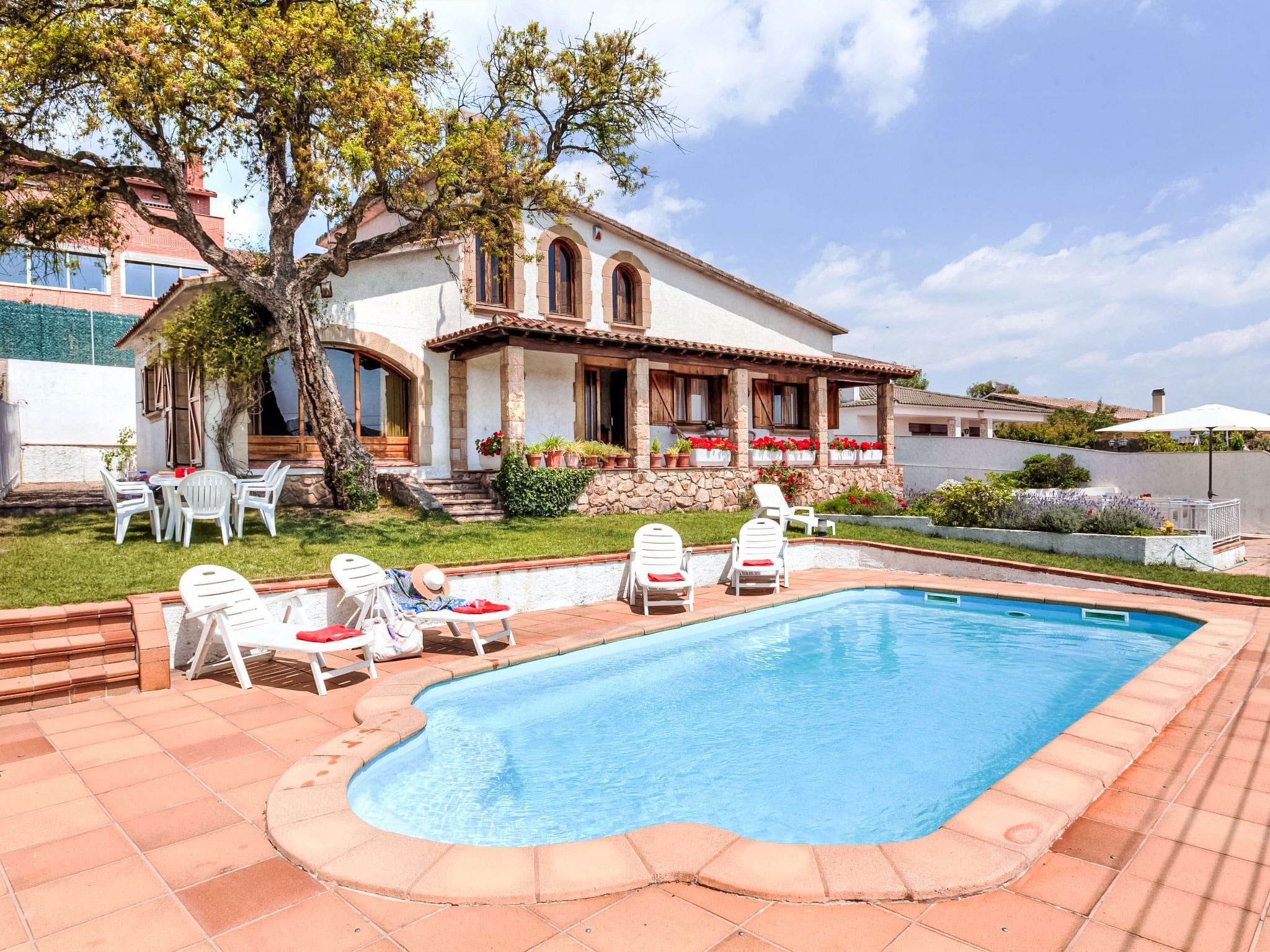 Villa Levante Tordera: Spacious 4-Bedroom Mountain View Villa with Private Pool and Terrace in Costa Brava